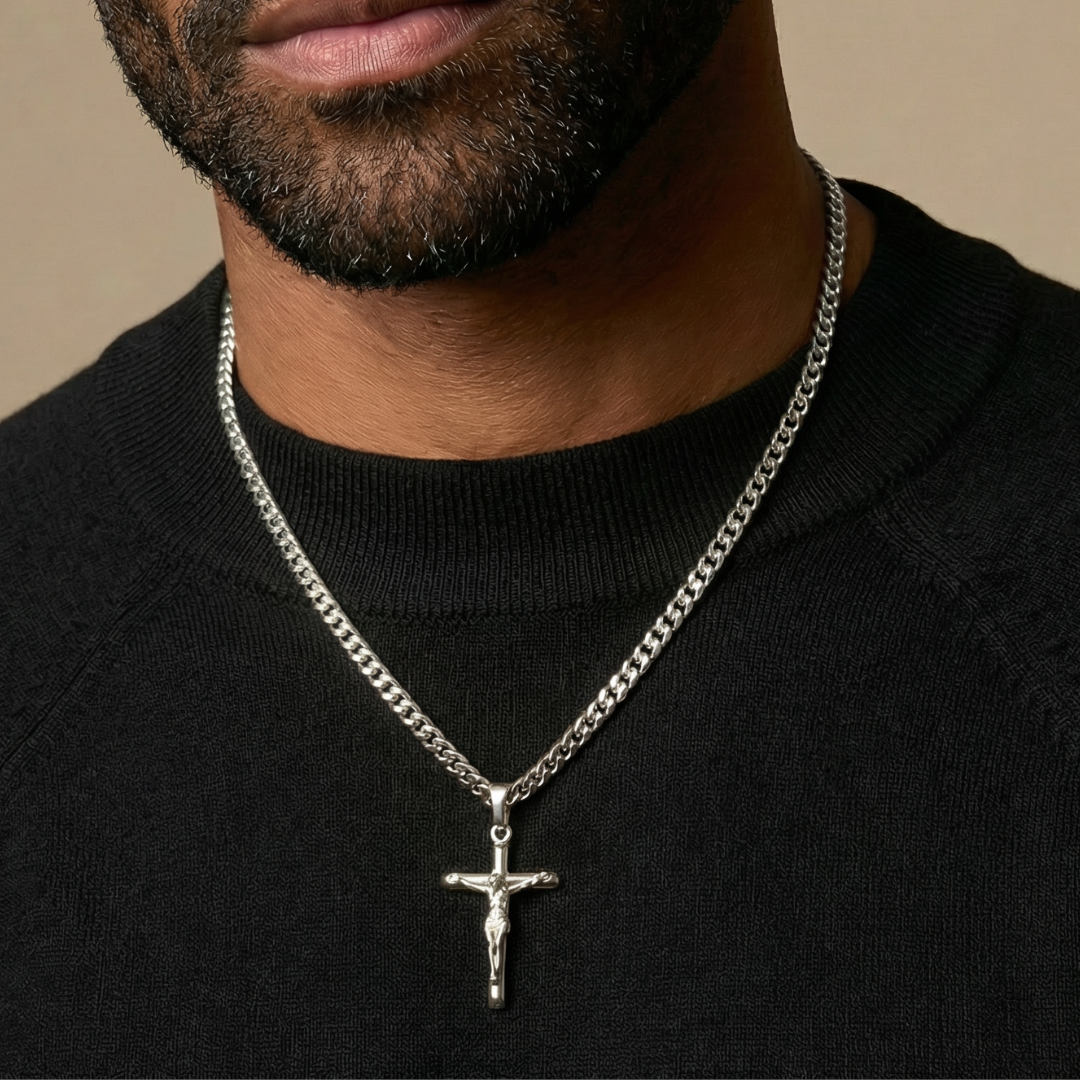 Crucifix Pendant (Silver)