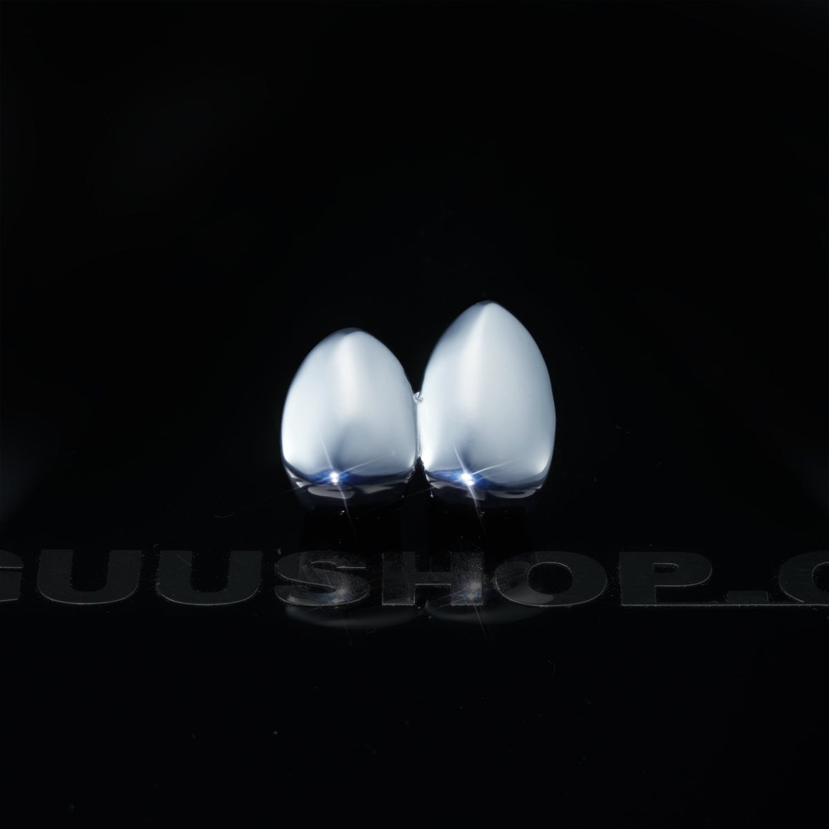 Two Teeth Grillz Bar Gold-Plated Edition
