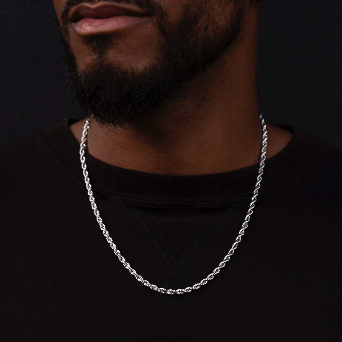 Official NFL Pendant + 4mm Rope Chain Gift Bundle