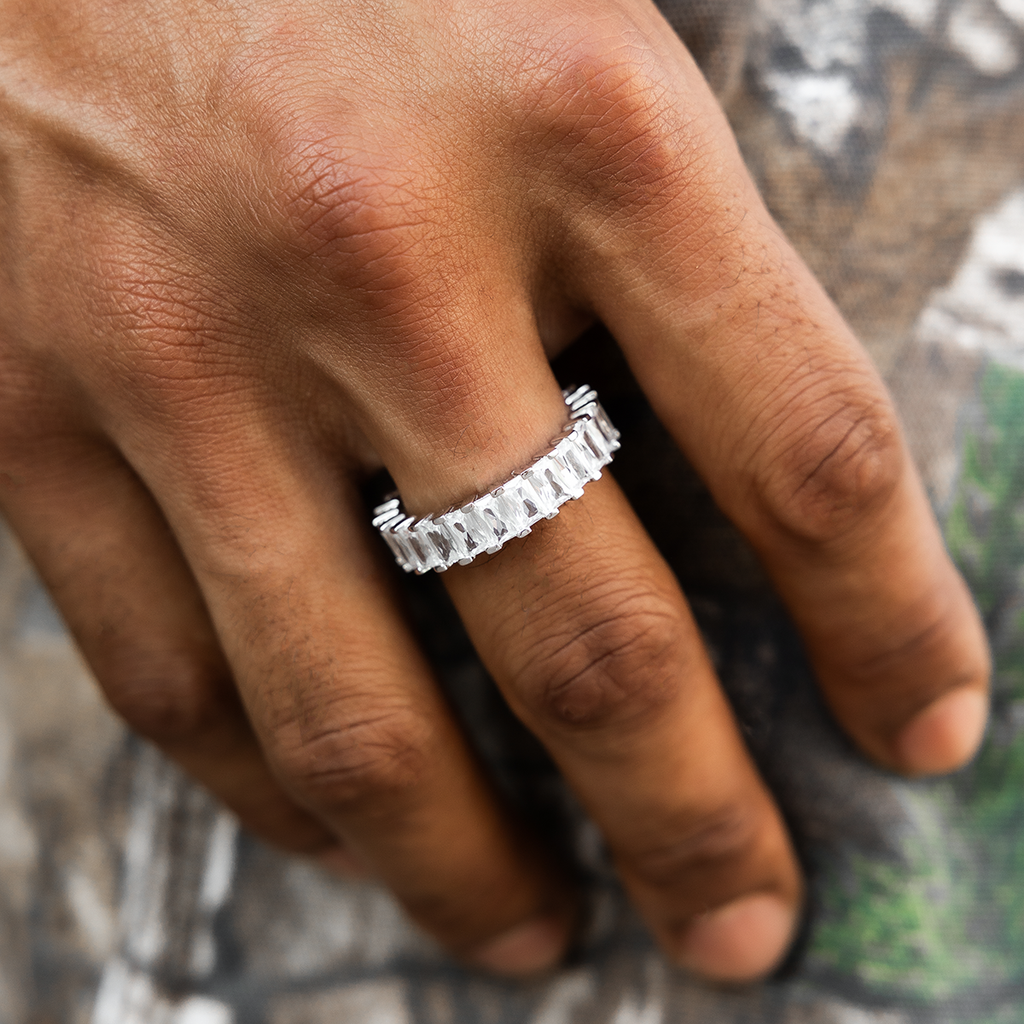 Baguette Ring in White Gold Vermeil