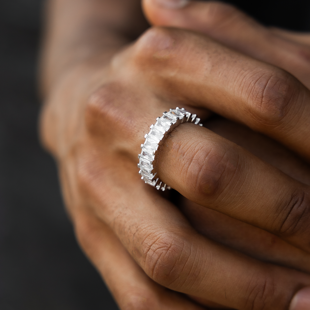 Baguette Ring in White Gold Vermeil