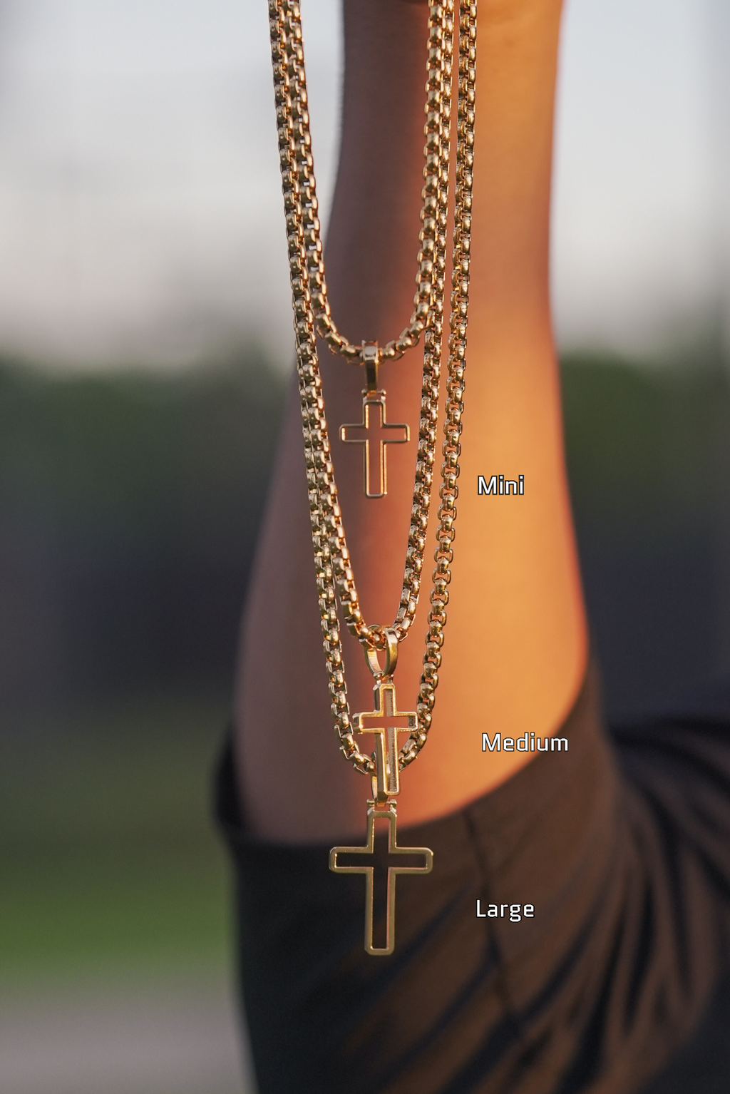 Outline Cross (Gold)