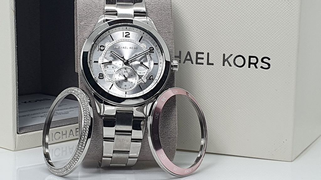 Michael Kors Runway MK3981 Women's Silver-Tone Quartz 38mm Watch