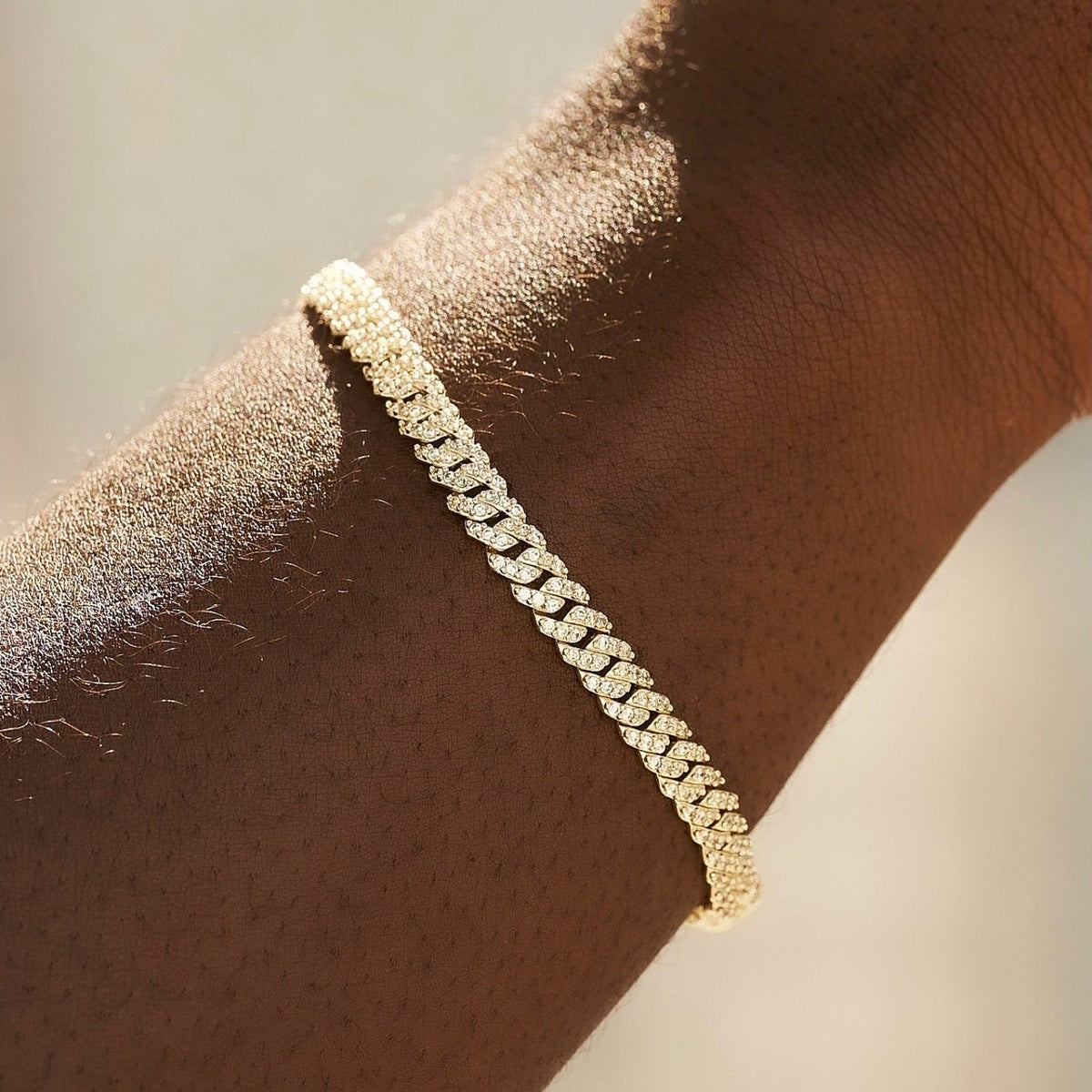 GLD Micro Diamond Prong Cuban Bracelet in Yellow Gold - 6mm