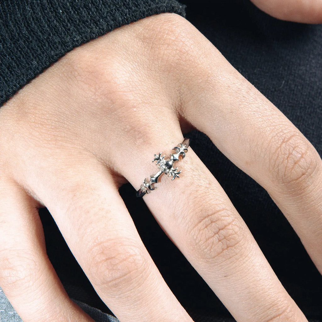 ANTIQUE DYT RING