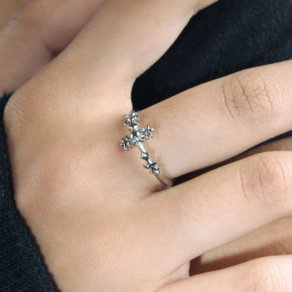 ANTIQUE DYT RING