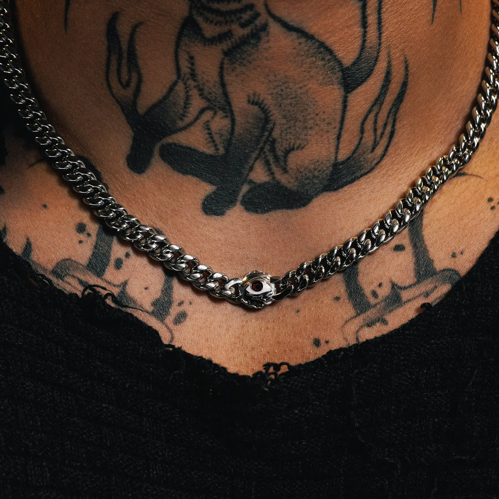 EVIL EYE NECKLACE