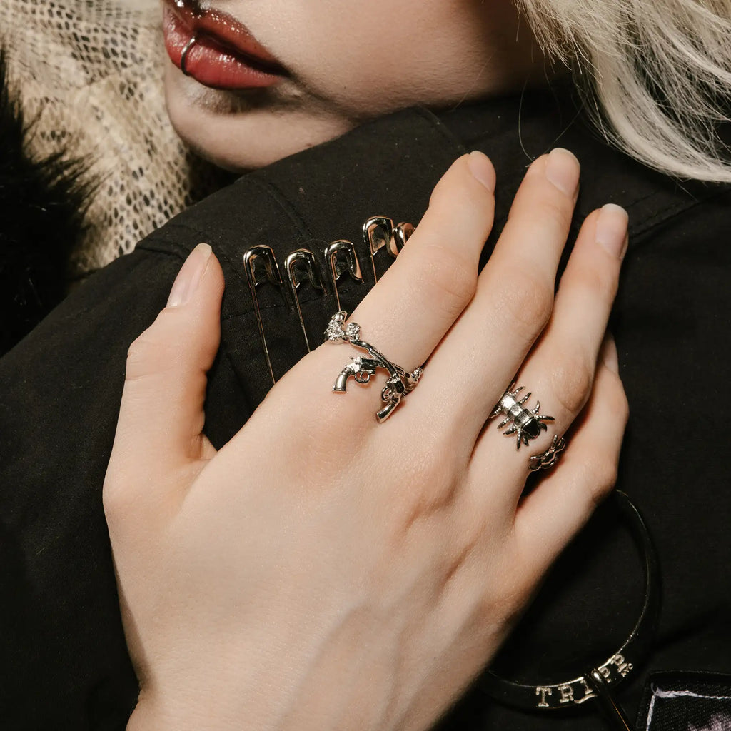 OUTLAW RING