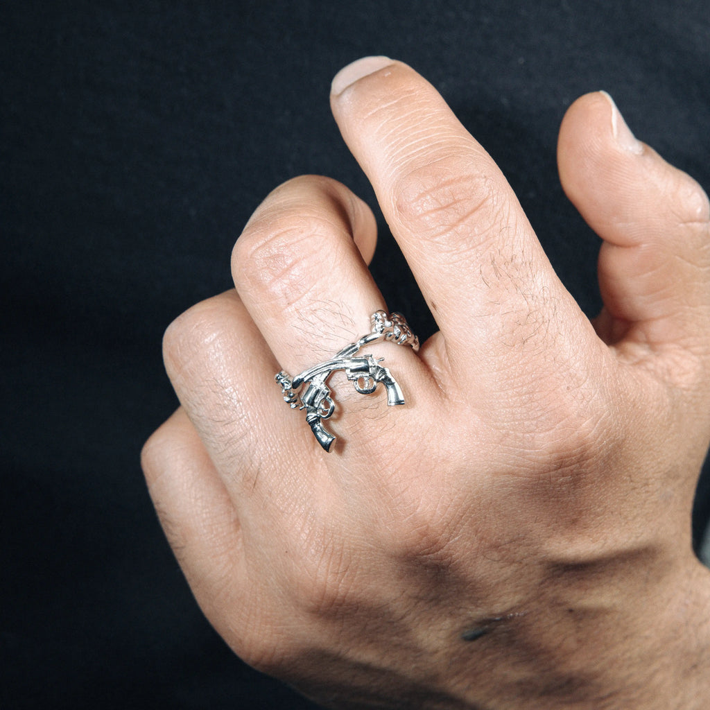 OUTLAW RING