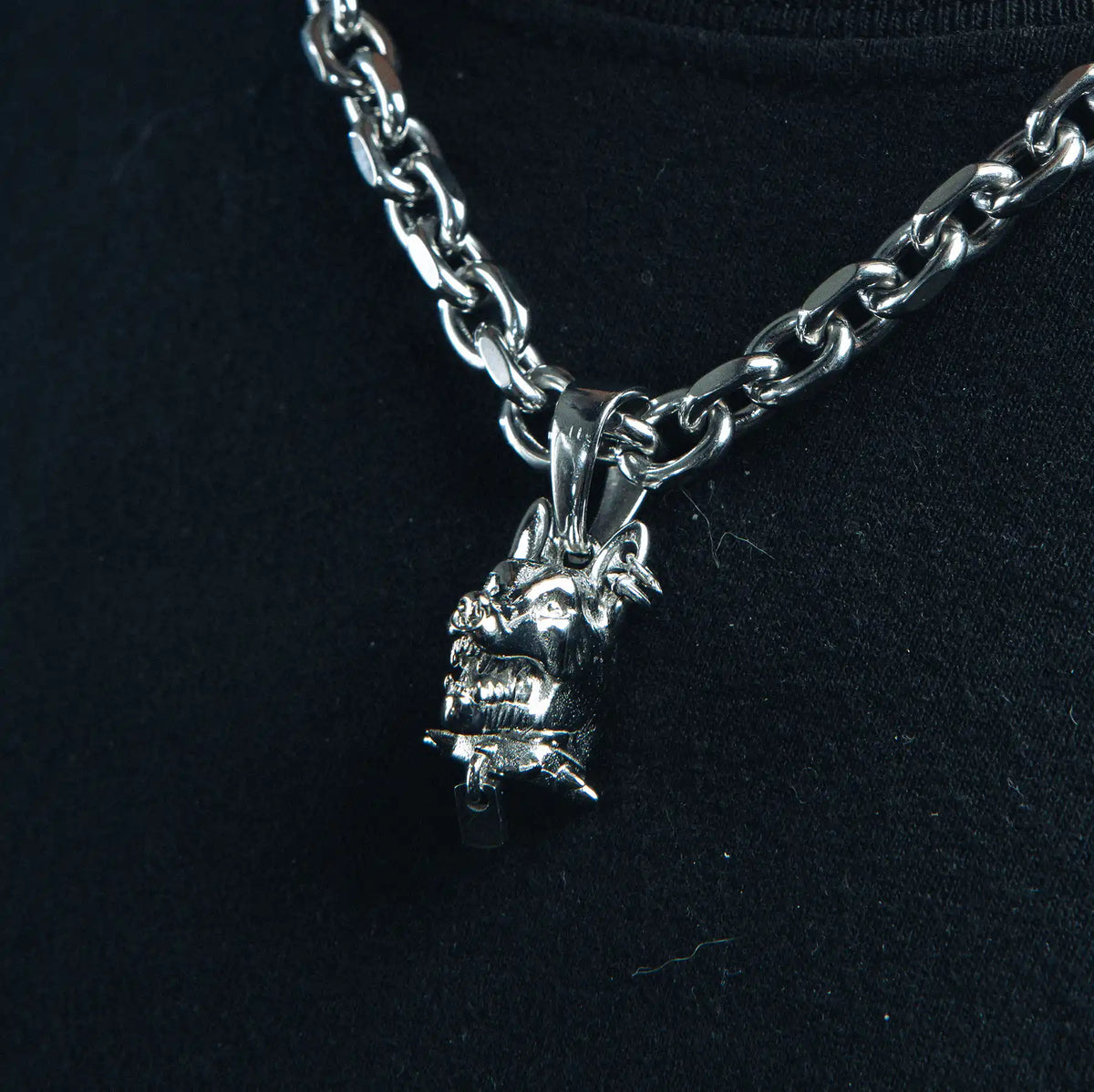 UPGRADED HELLHOUND PENDANT