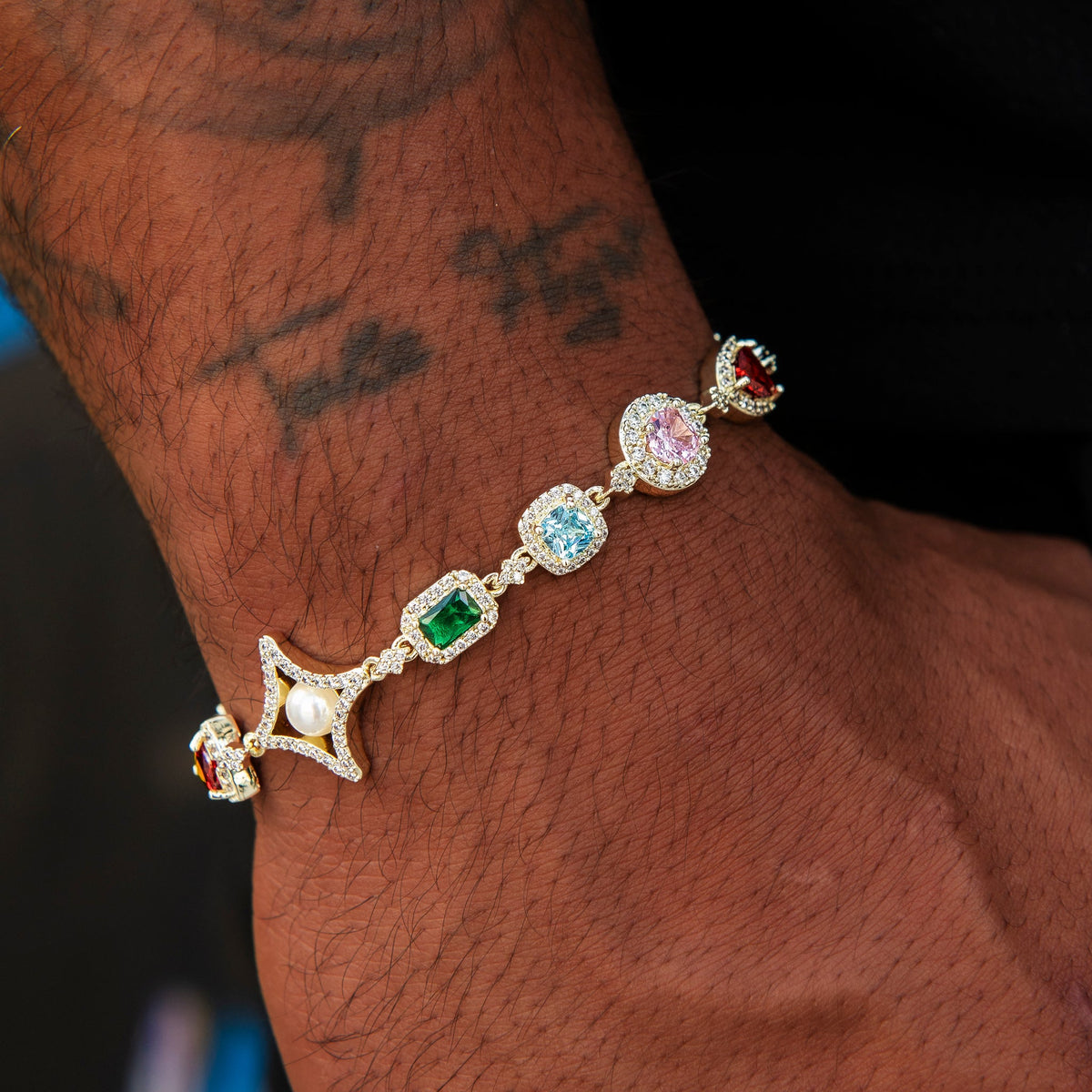 Colored Gemstone Pearl Bracelet in Yellow Gold