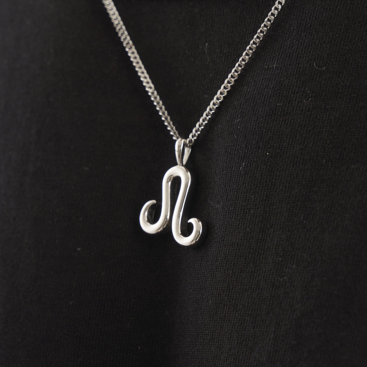 Leo (Silver)