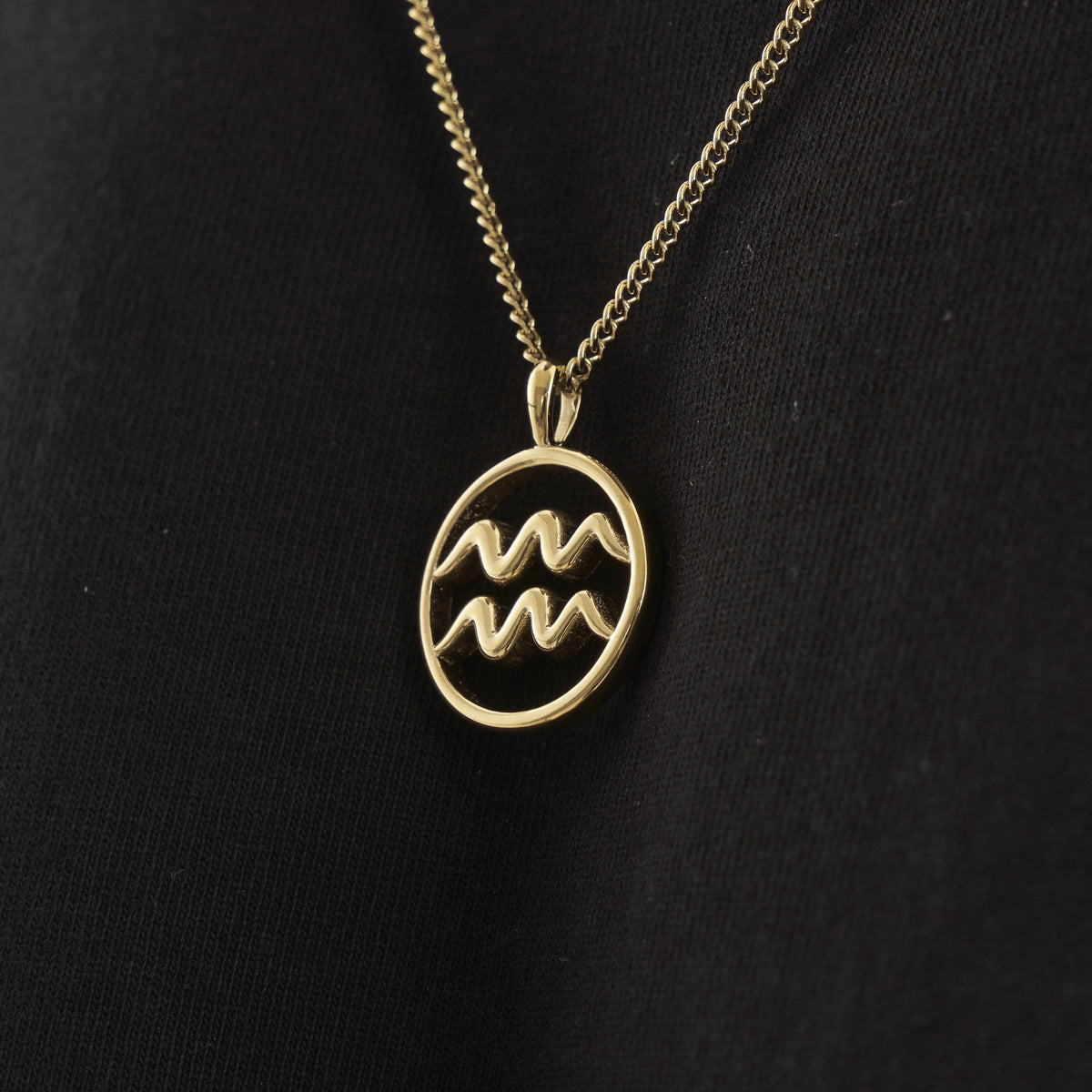 Aquarius (Gold)
