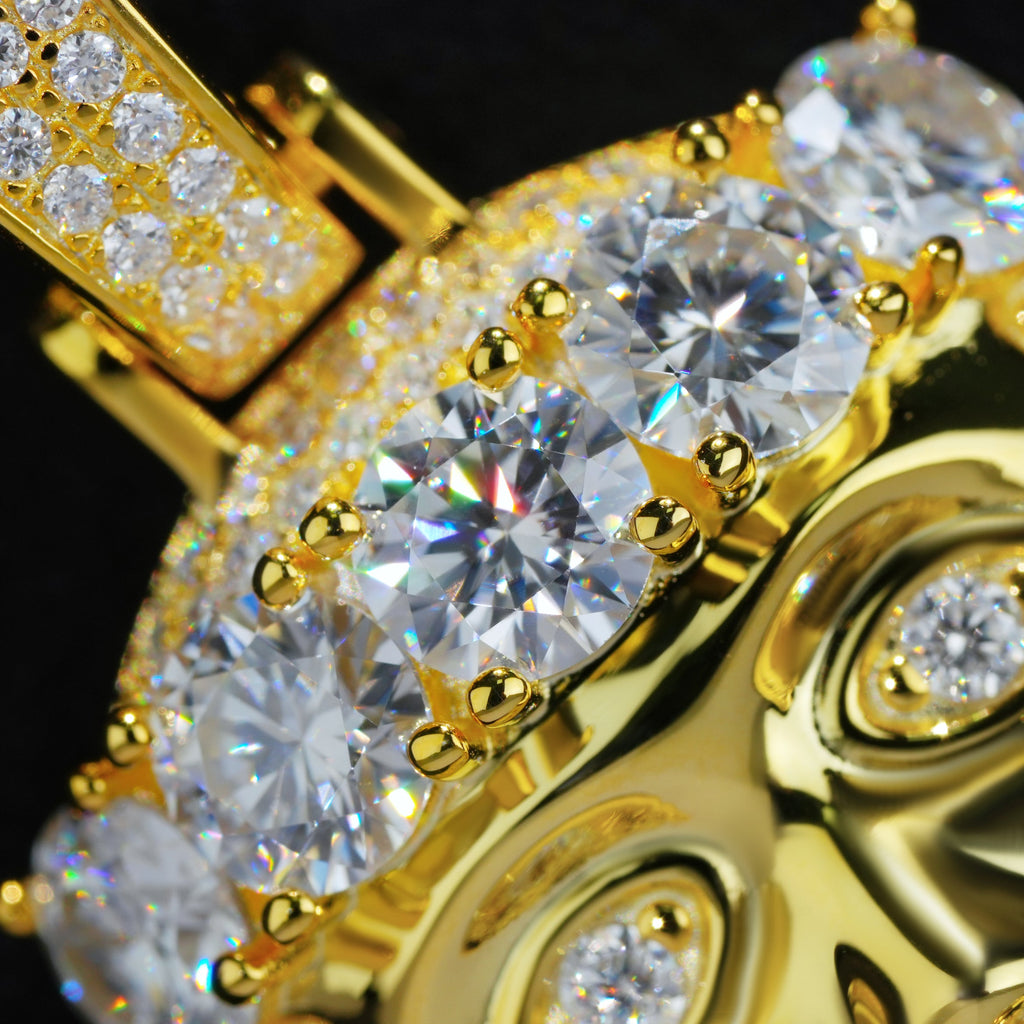 925S & VVS Moissanite Large Diamond Jesus In Gold