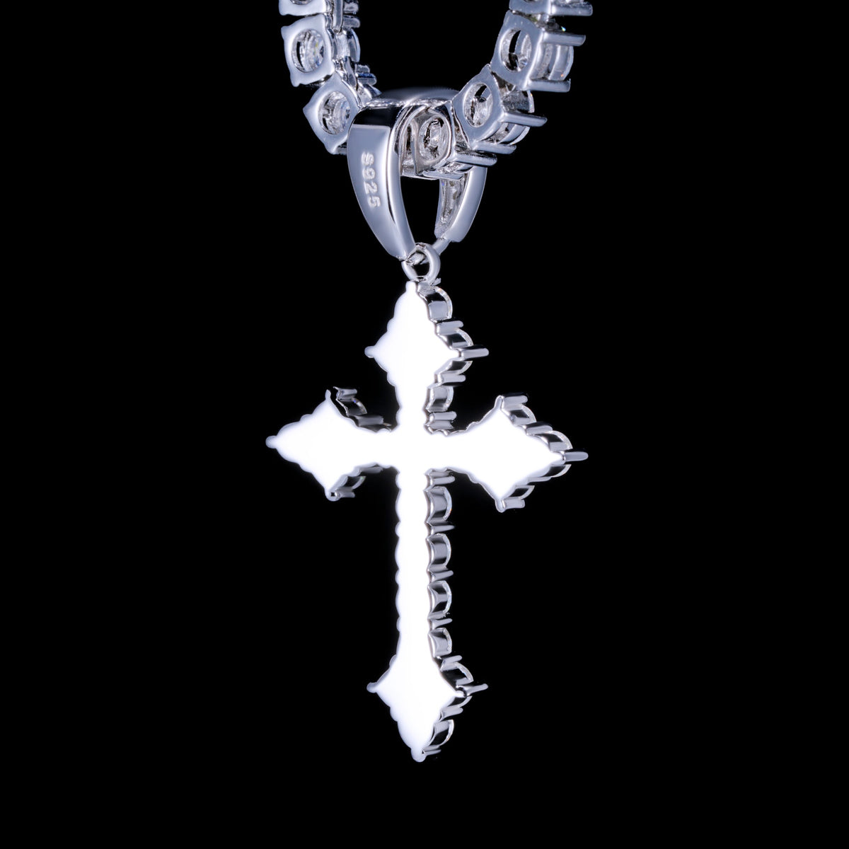 925S & VVS Moissanite Celtic Cross Necklace