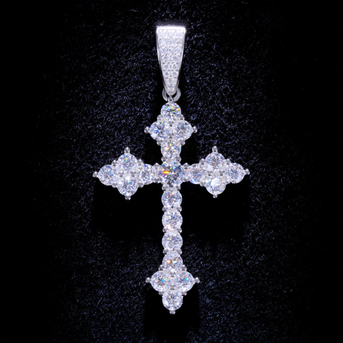 925S & VVS Moissanite Celtic Cross Necklace