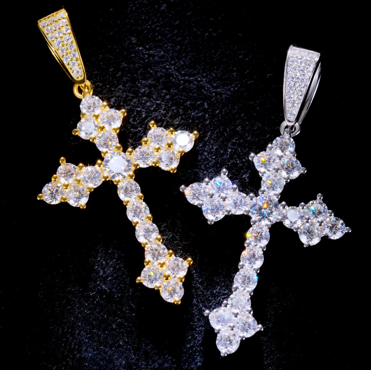 925S & VVS Moissanite Celtic Cross Necklace