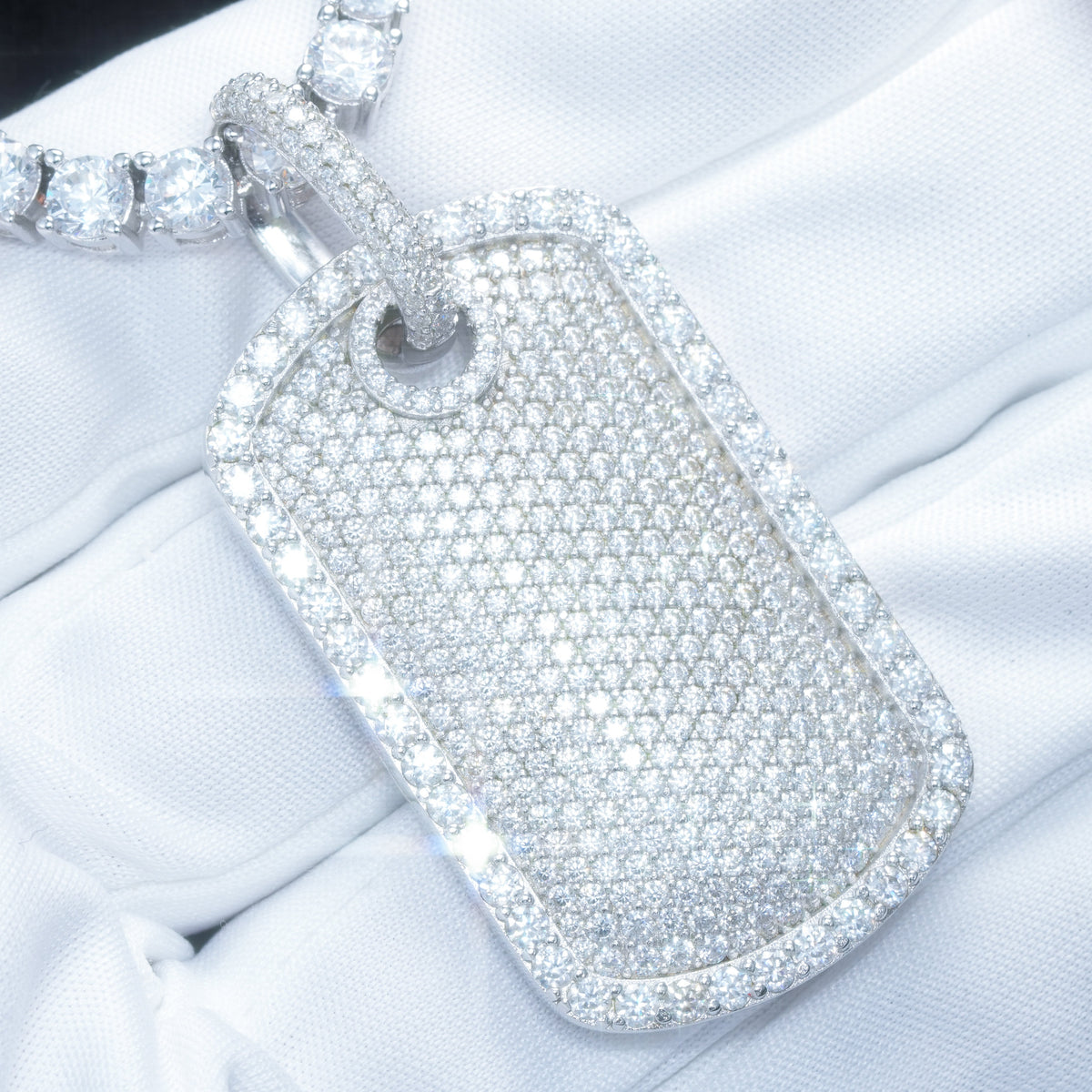 925S & VVS Moissanite Dog Tag