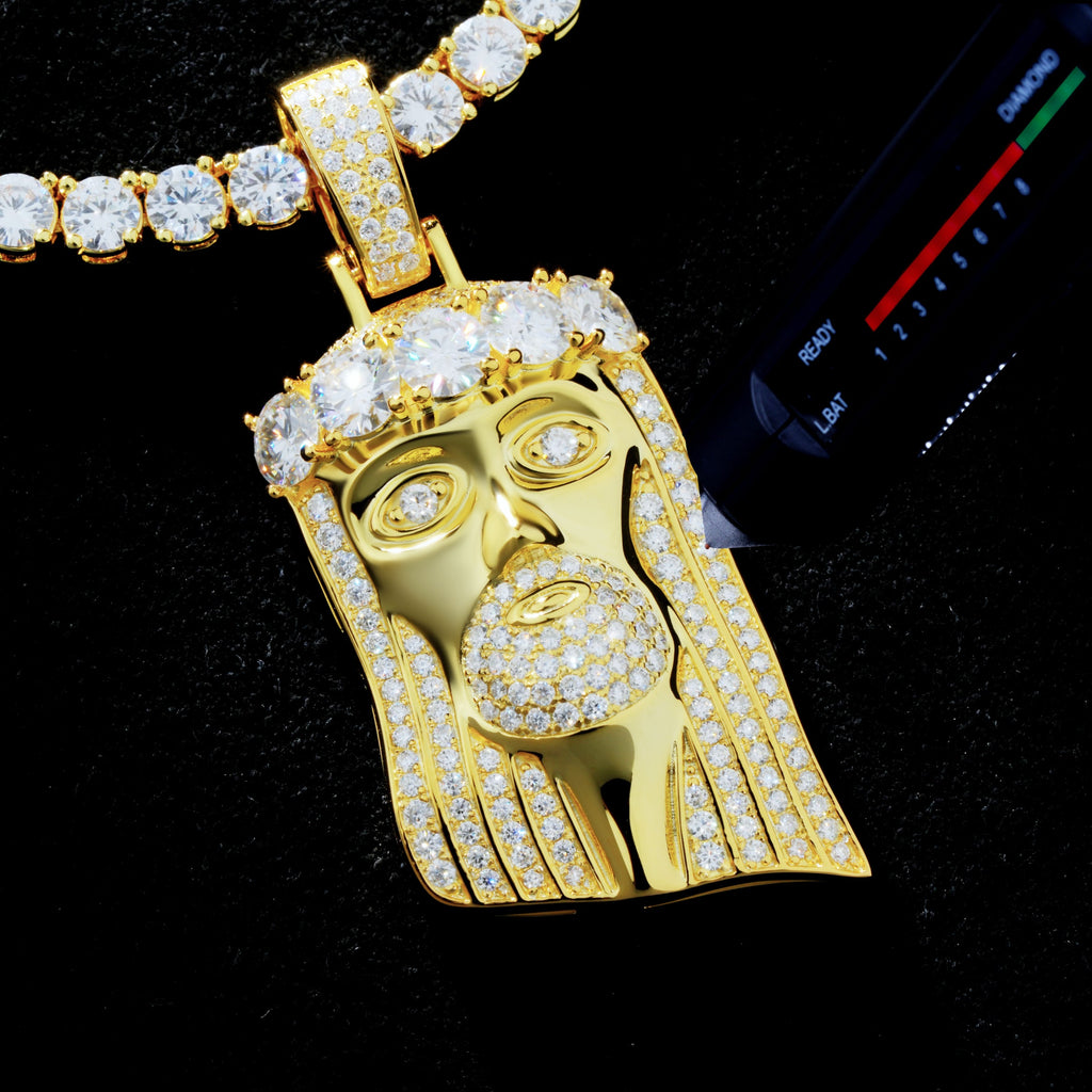 925S & VVS Moissanite Large Diamond Jesus In Gold