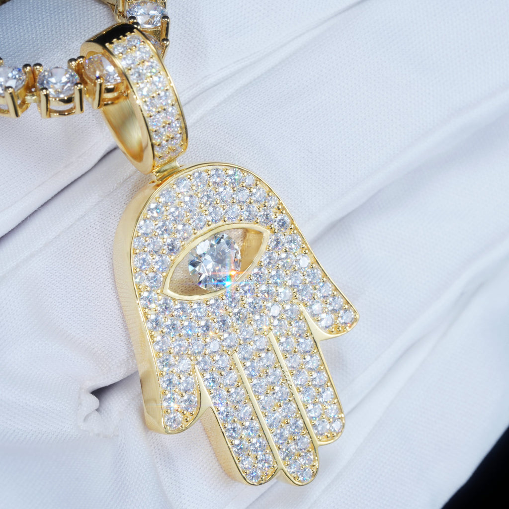 925S & VVS Moissanite Hamsa Necklace