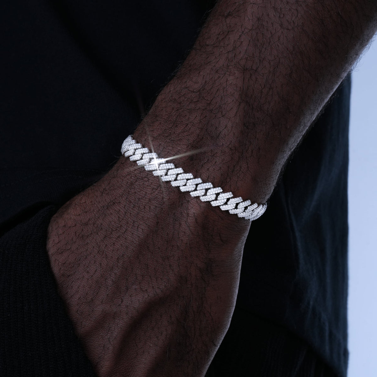 VVS Moissanite 8.5MM Prong Cuban Bracelet