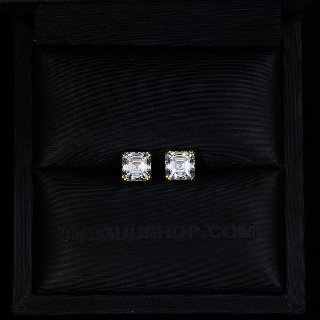 925S & VVS Moissanite Asscher Cut Stud Earrings In 18K Gold