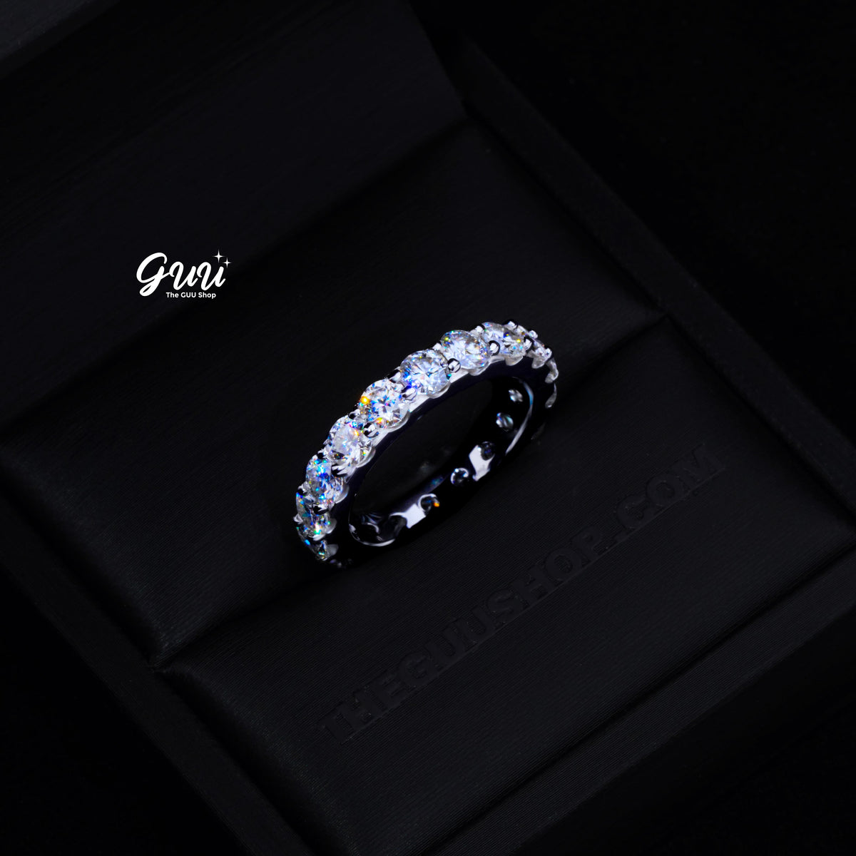 6.00 CARAT 925S & VVS Moissanite Single-Row Eternity Ring