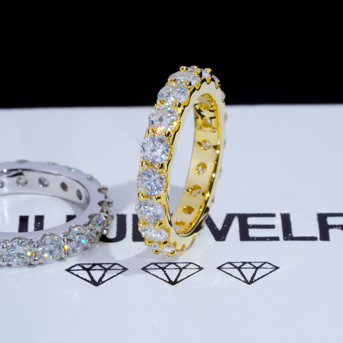 6.00 CARAT 925S & VVS Moissanite Single-Row Eternity Ring