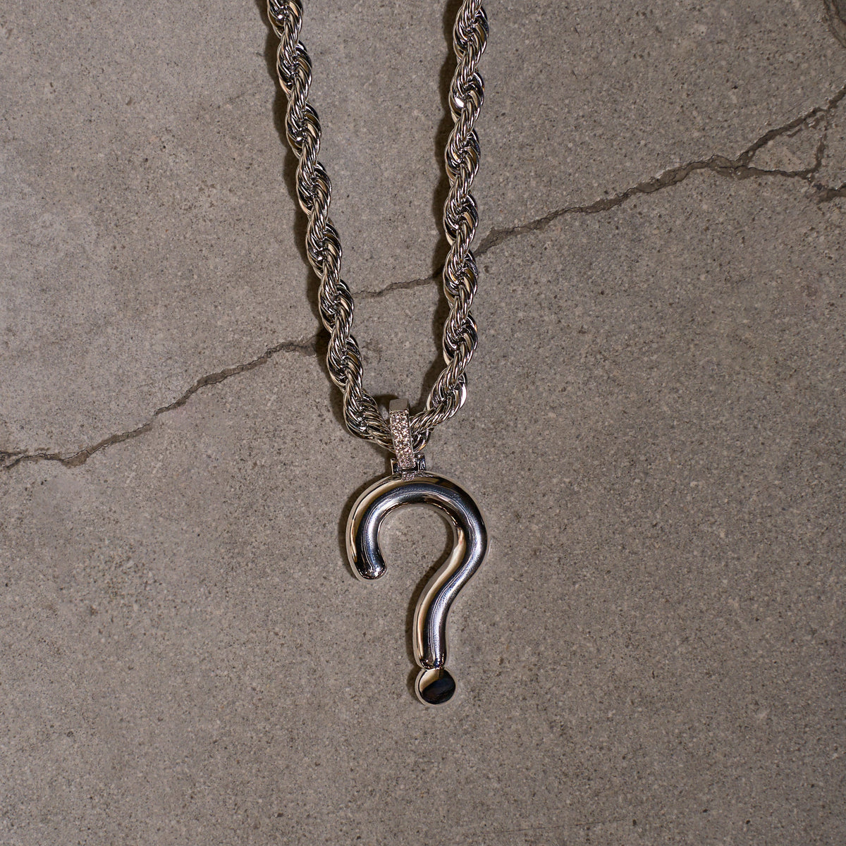 GLD x IDK New York Question Mark Pendant in Sterling Silver
