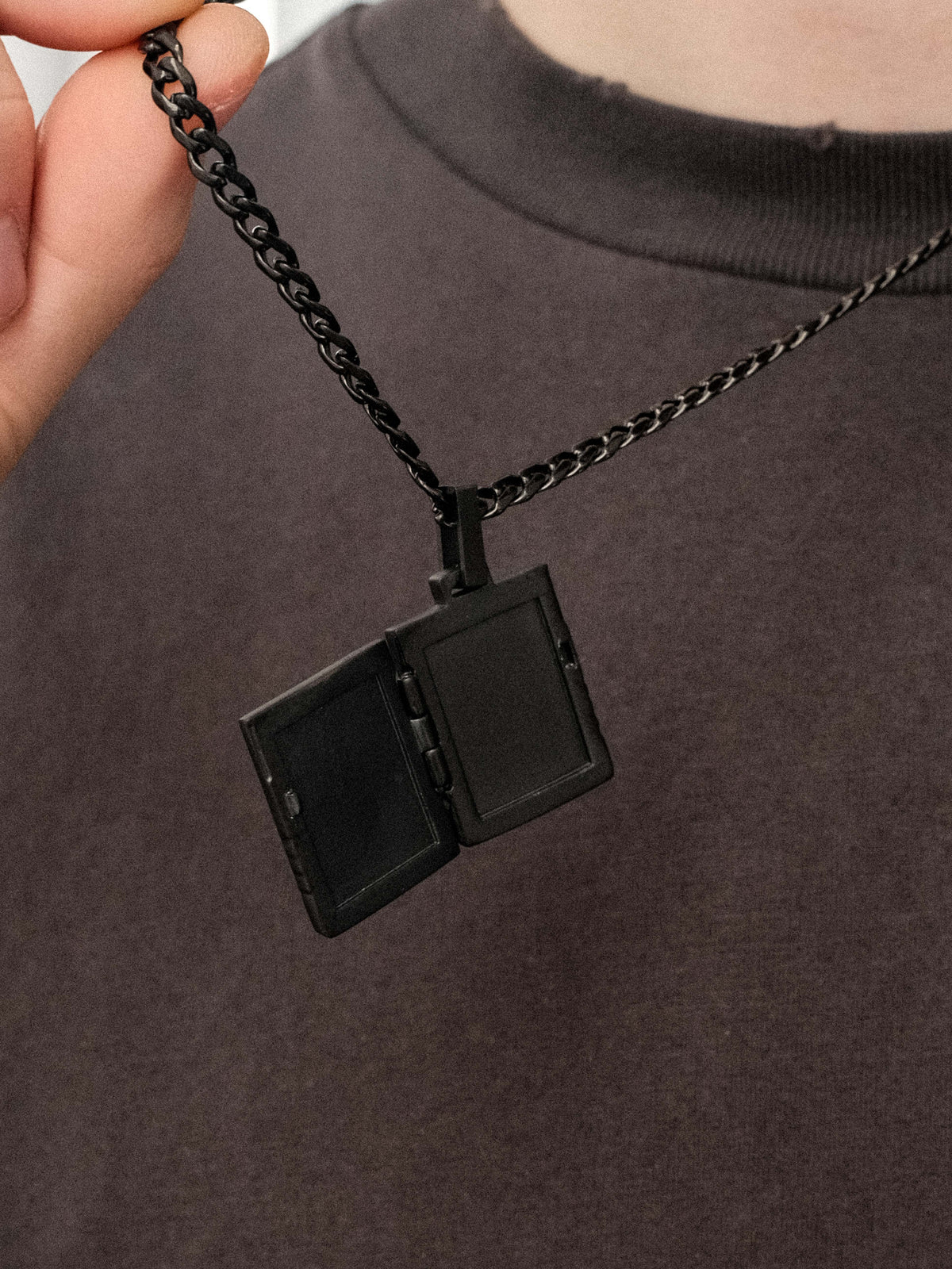 Memory Card Necklace (Black)