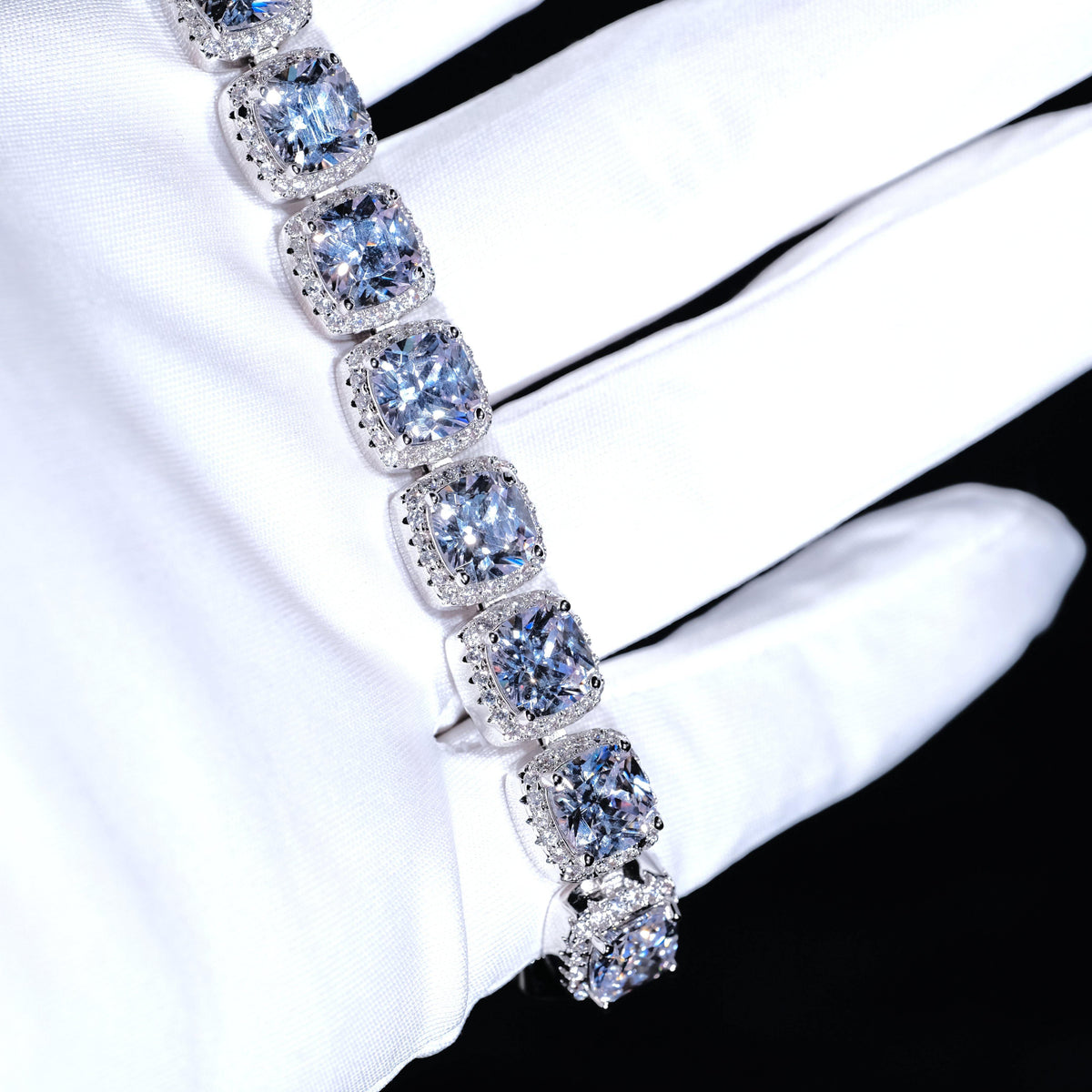 Glacier Clustered Tennis Bracelet in White Gold
