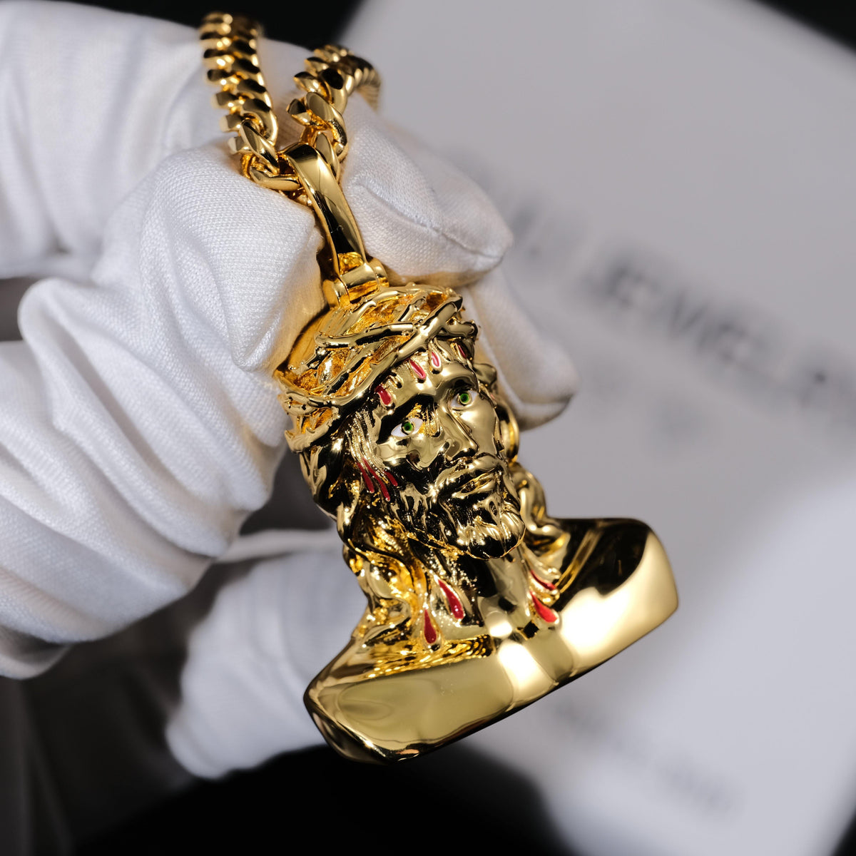 GUU Solid Jesus Pendant