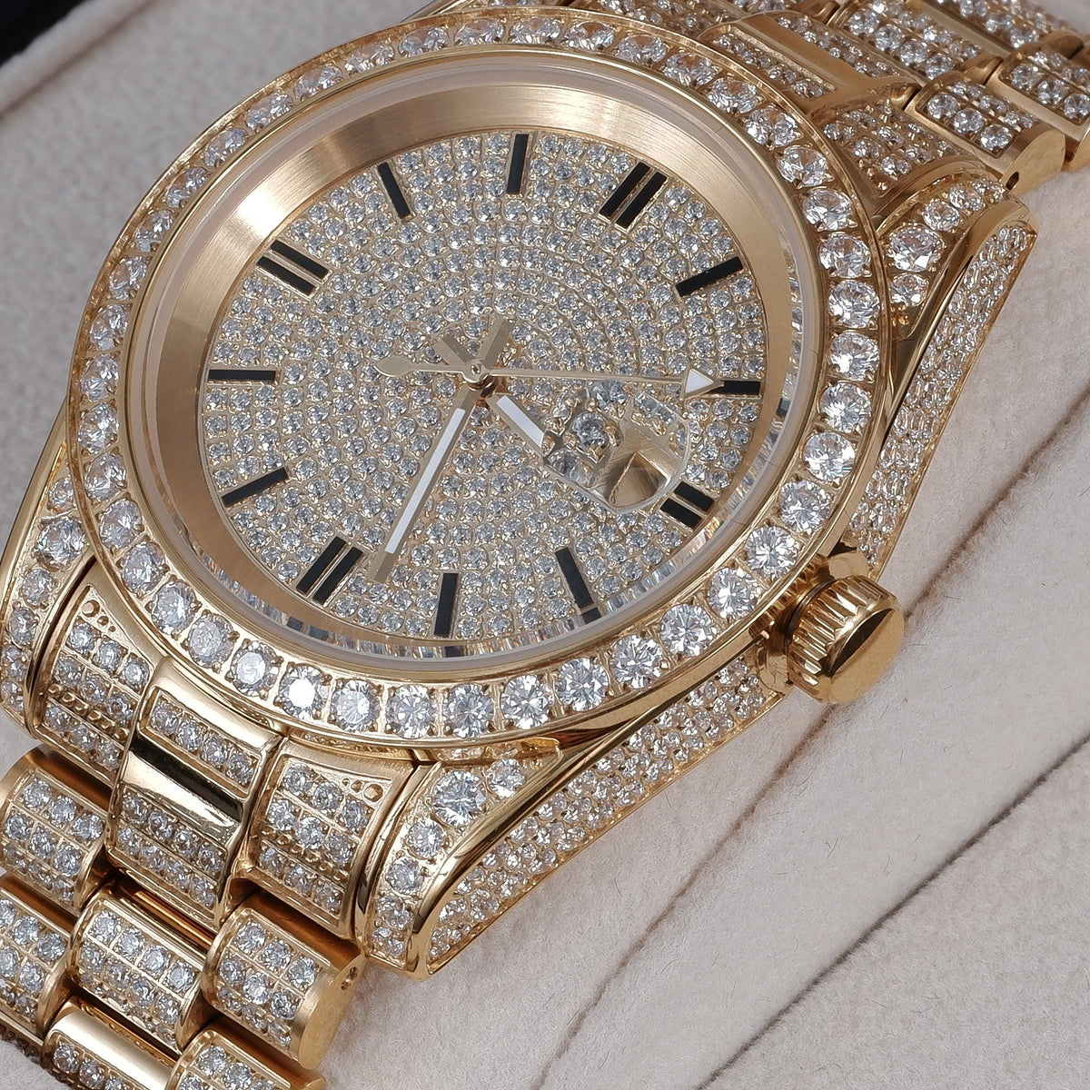 GUU ICED WATCH GOLD DIAL IN GOLD