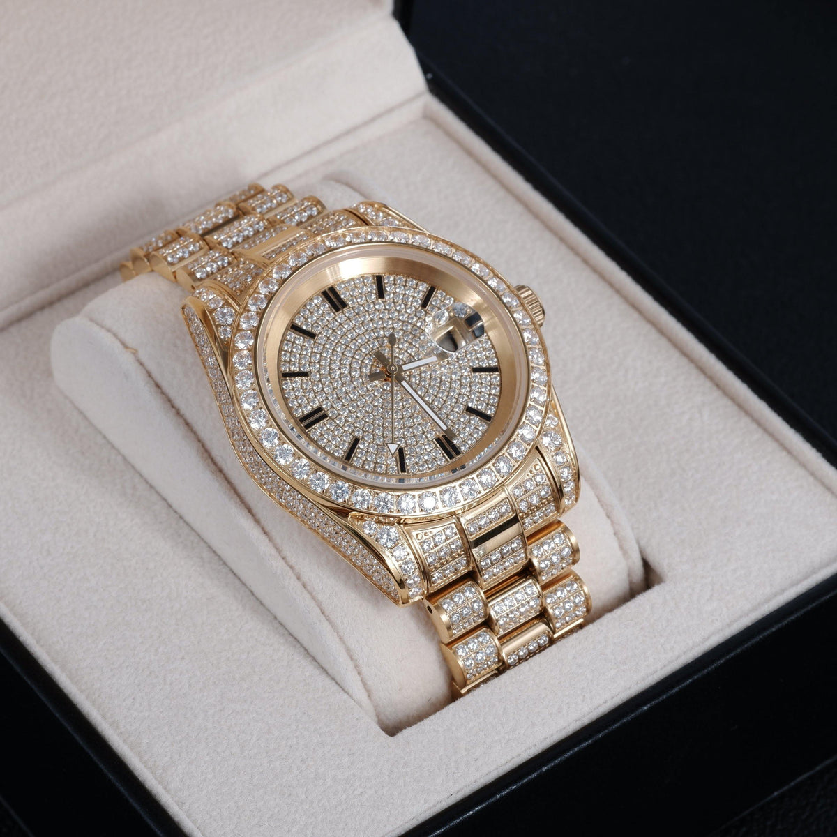 GUU ICED WATCH GOLD DIAL IN GOLD