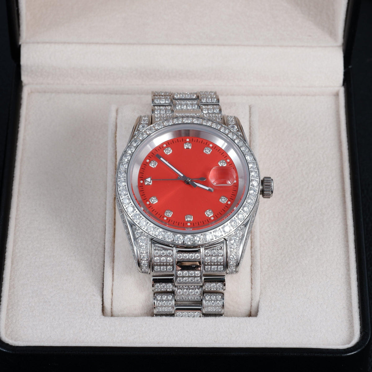 GUU Iced Watch Red Dial in WhiteGold