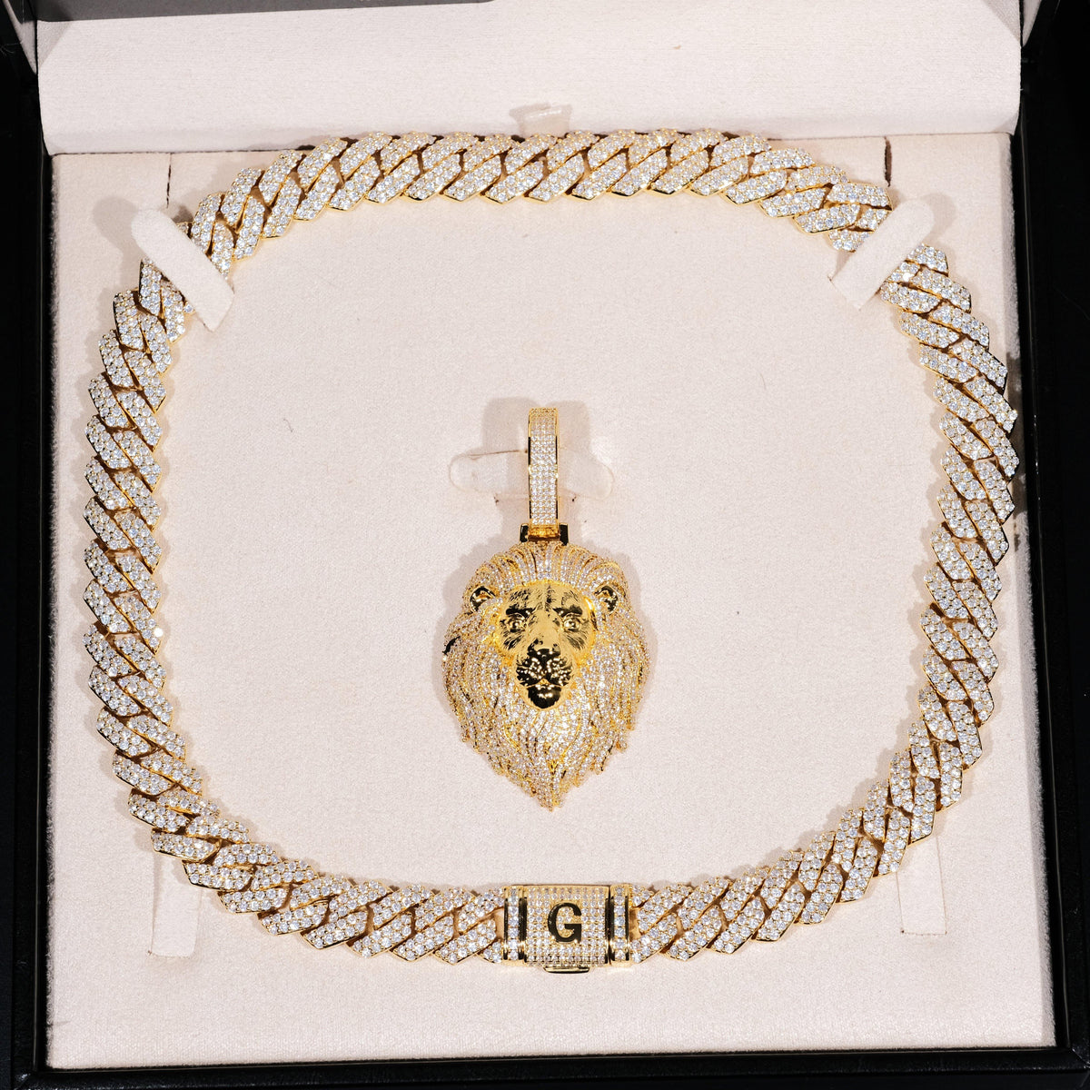 GUU Premium Iced Lion Pendant