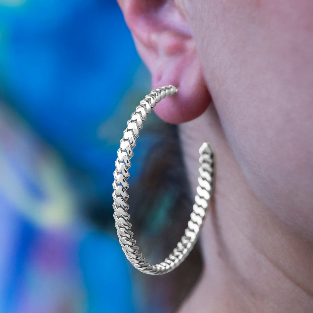 Micro Cuban Prong Hoop Earrings in White Gold- 6mm