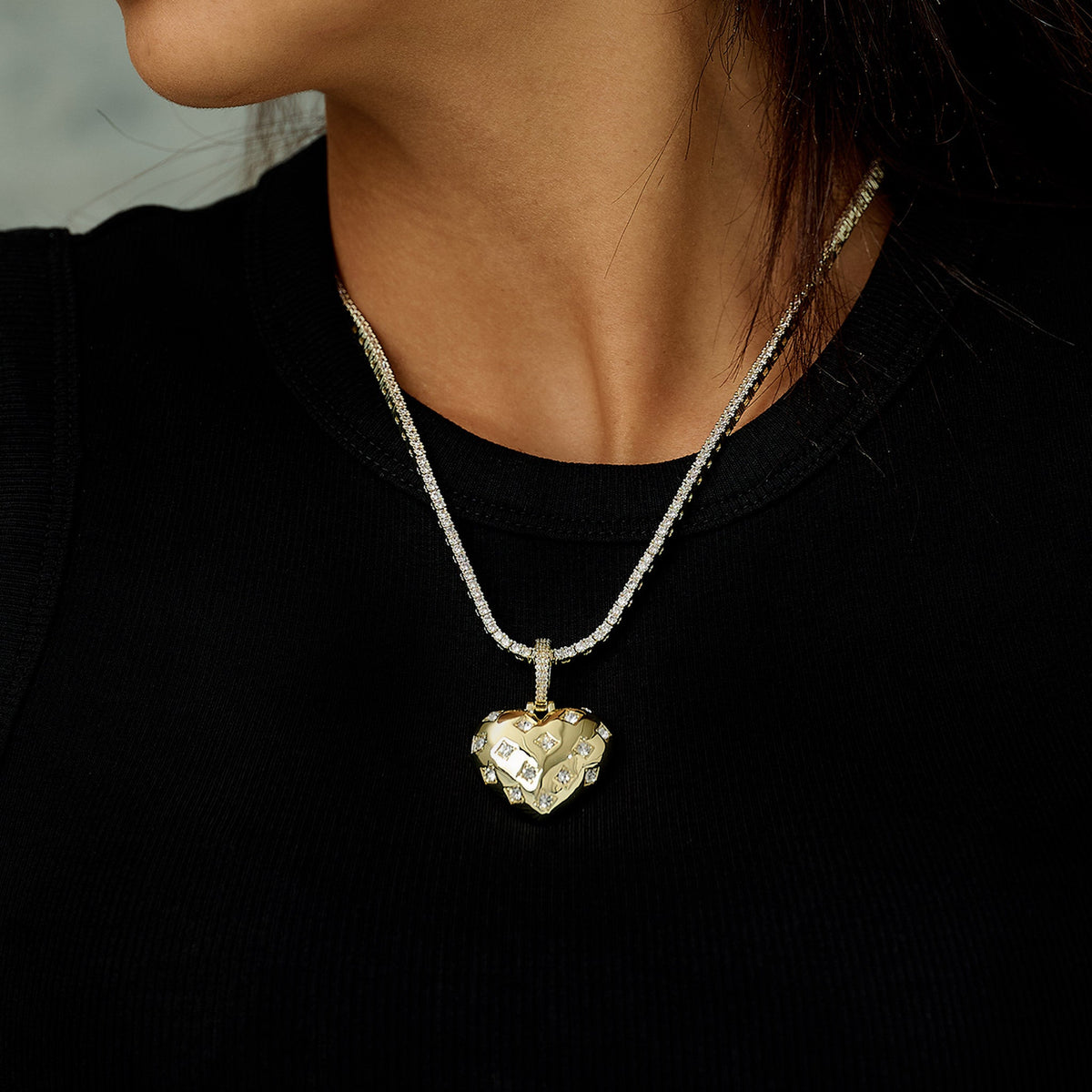 Diamond GLD Star Heart Pendant in Yellow Gold