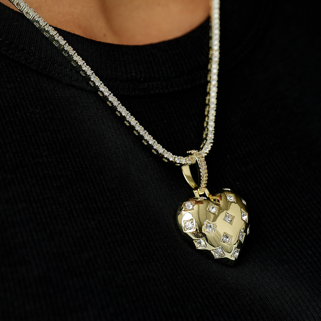 Diamond GLD Star Heart Pendant in Yellow Gold