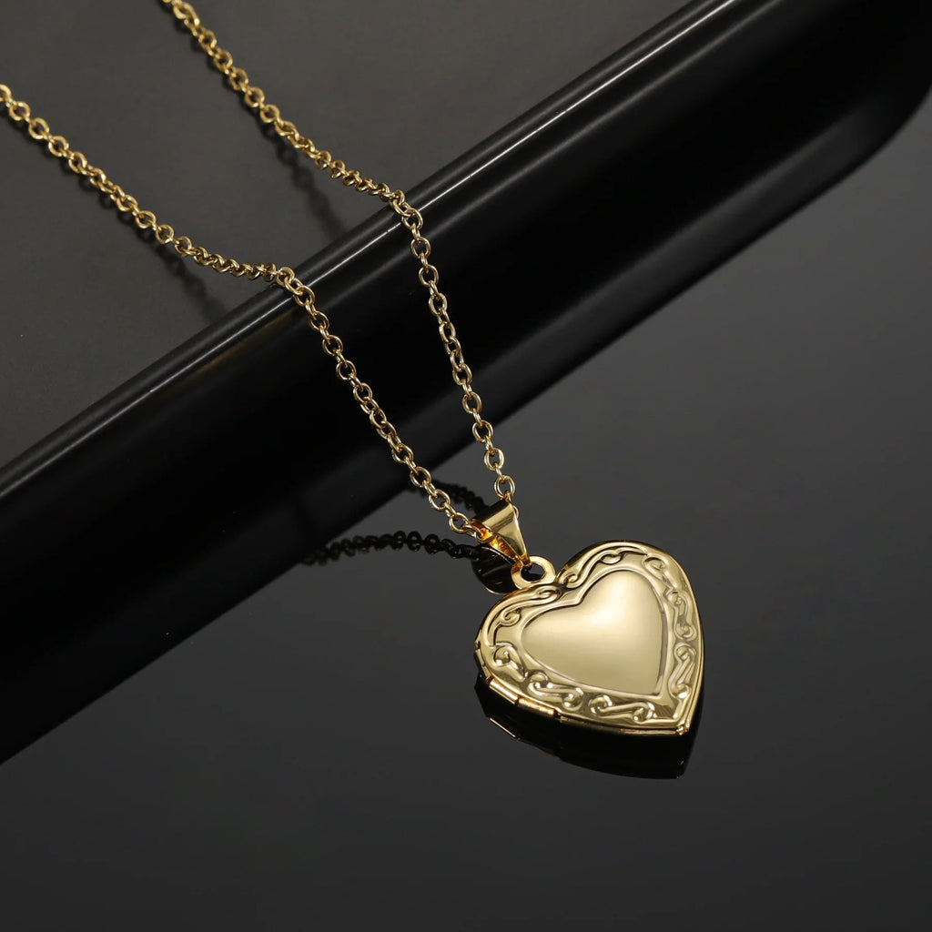 Kids Locket Necklace Photo Pendant