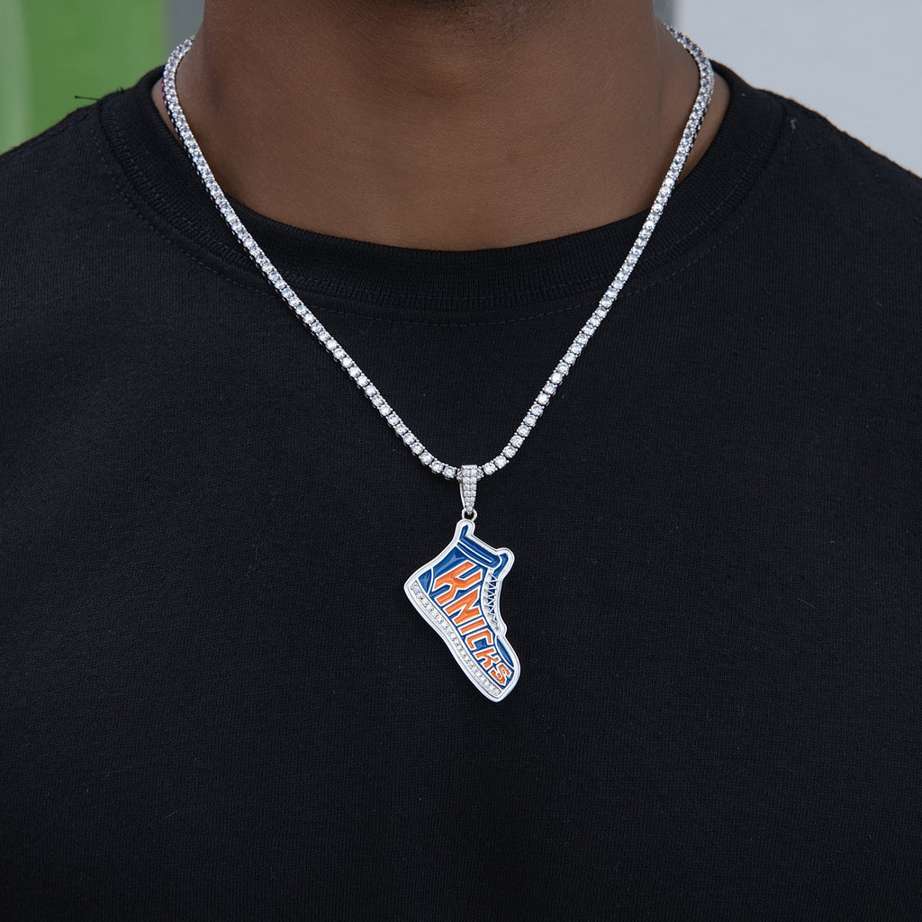 New York Knicks Official NBA Sneaker Pendant