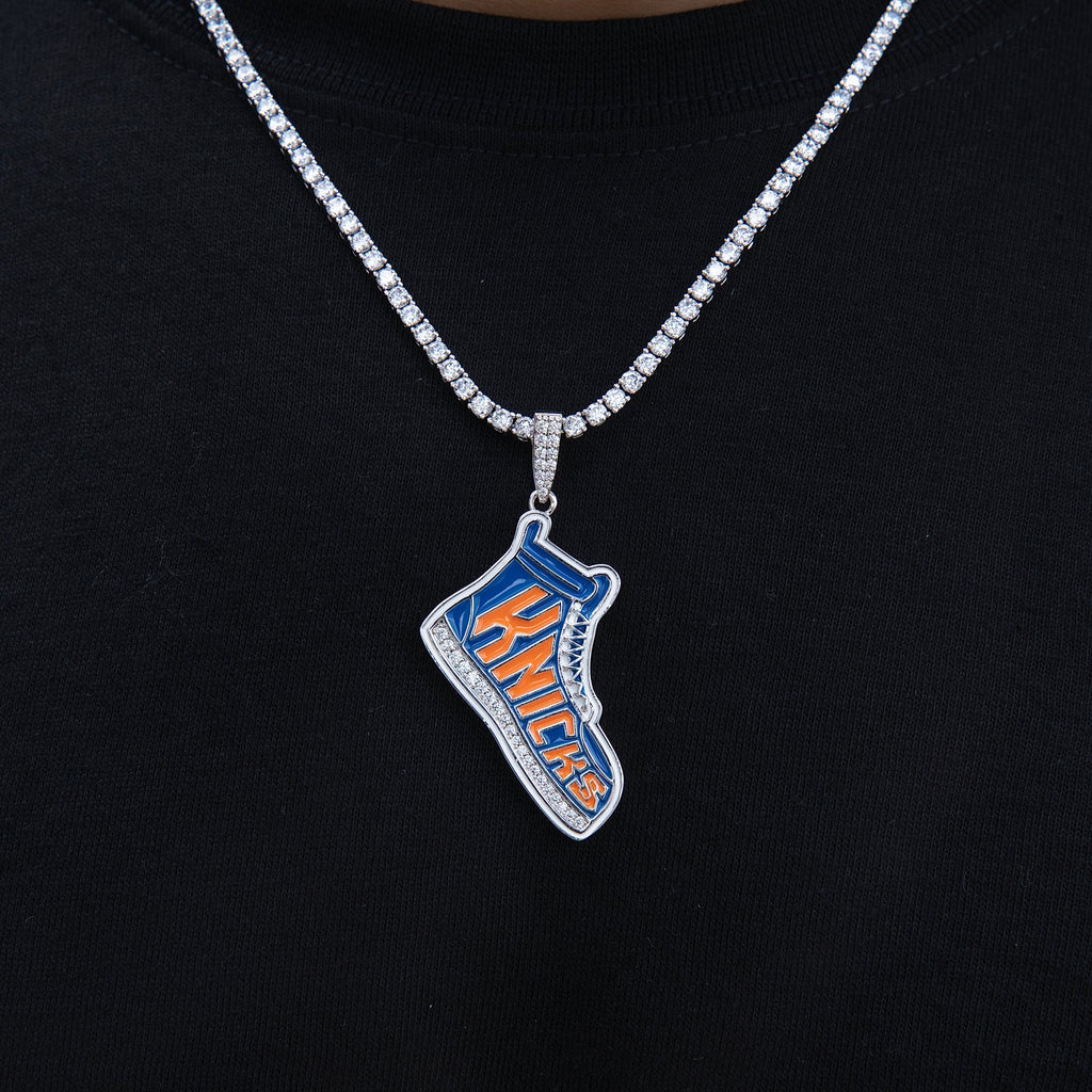 New York Knicks Official NBA Sneaker Pendant