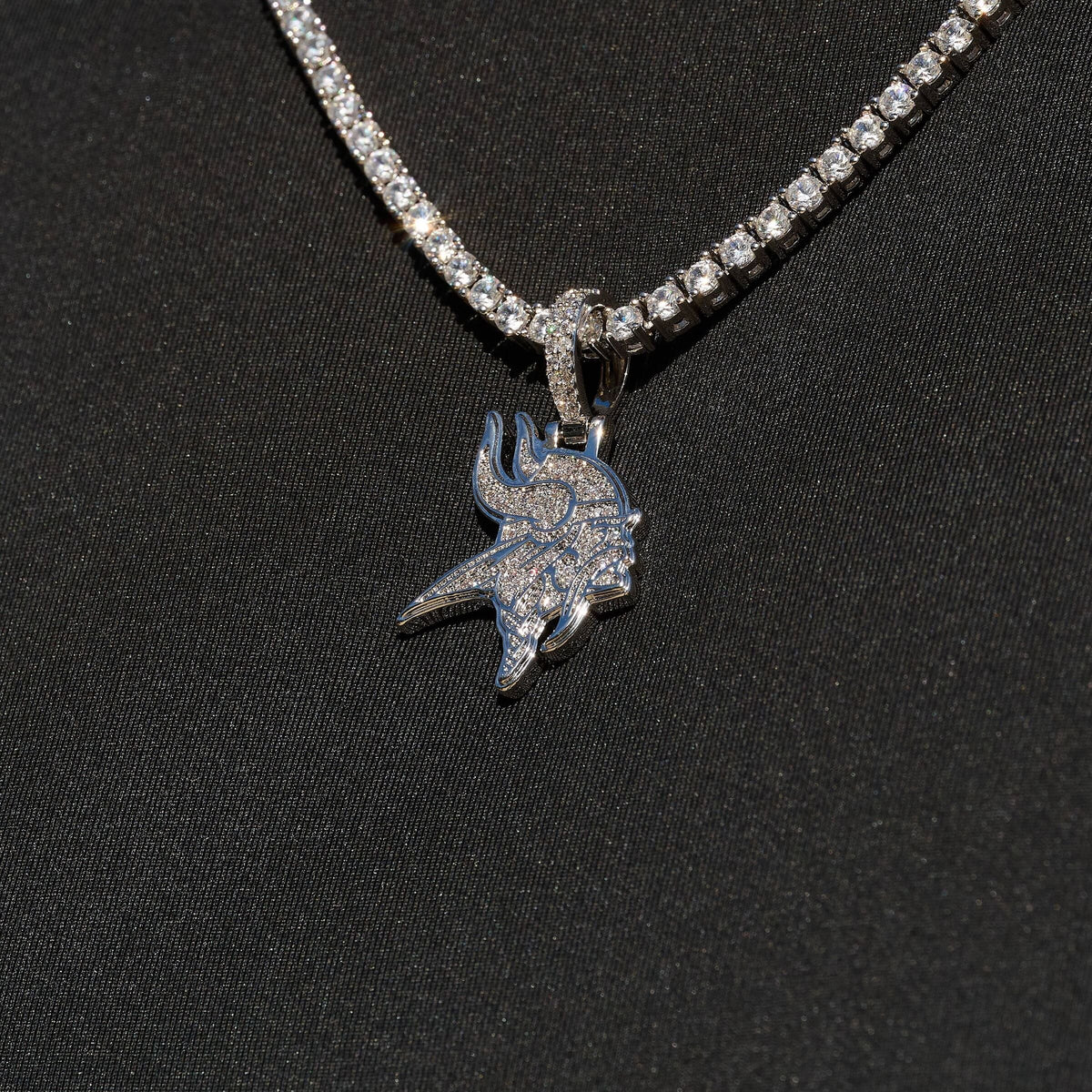 Minnesota Vikings Official NFL Micro Logo Pendant in White Gold