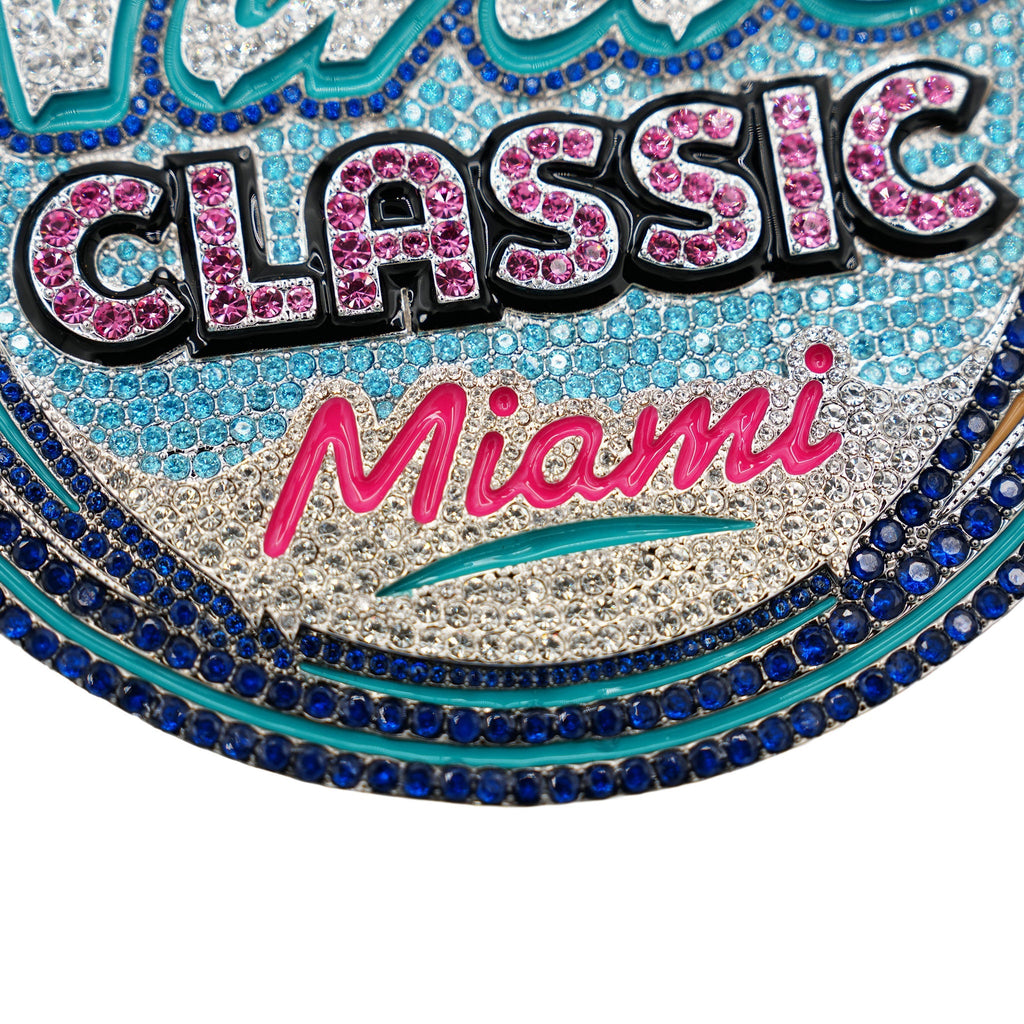 Giant 2026 Winter Classic Official NHL Pendant in White Gold