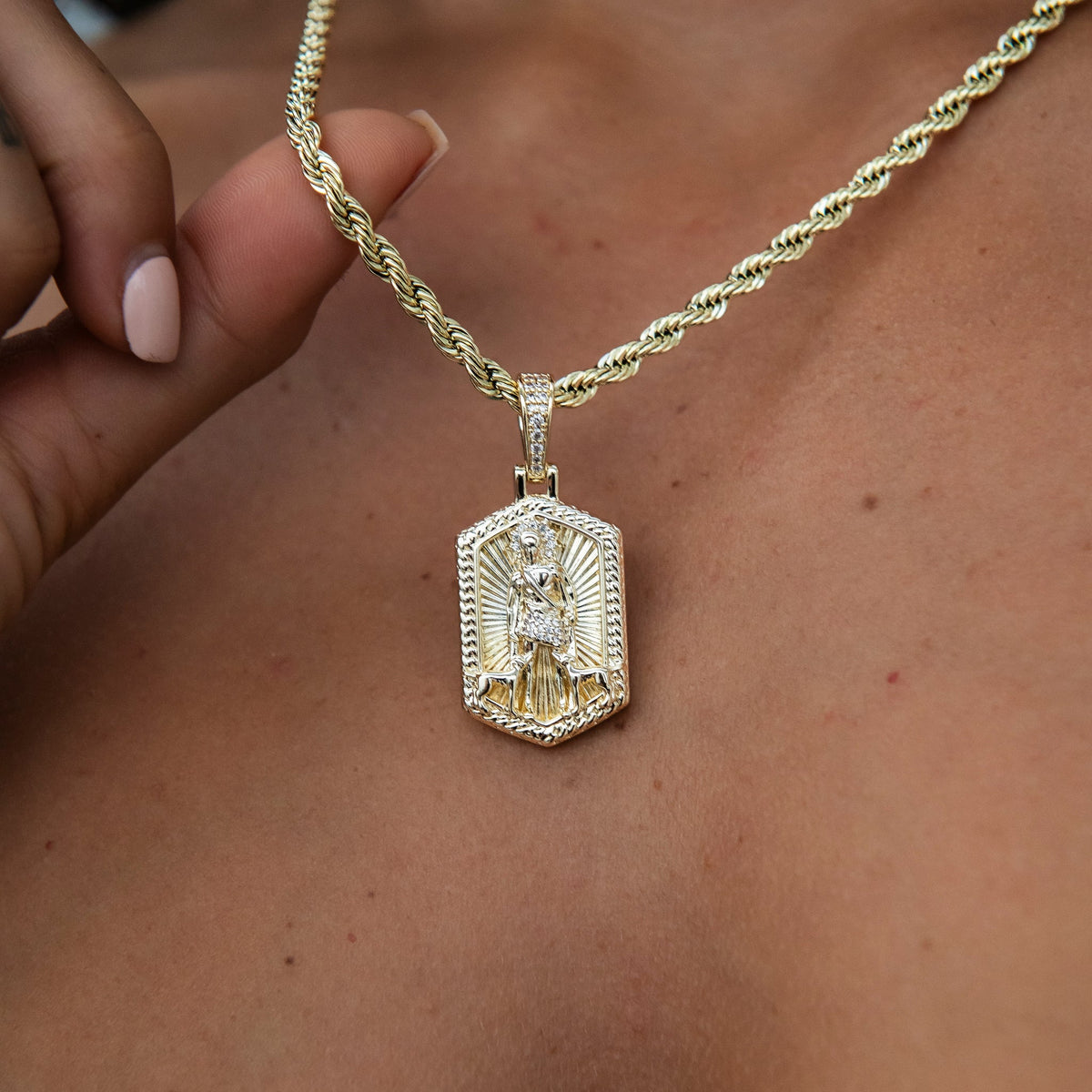 San Lazaro Pendant in Yellow Gold