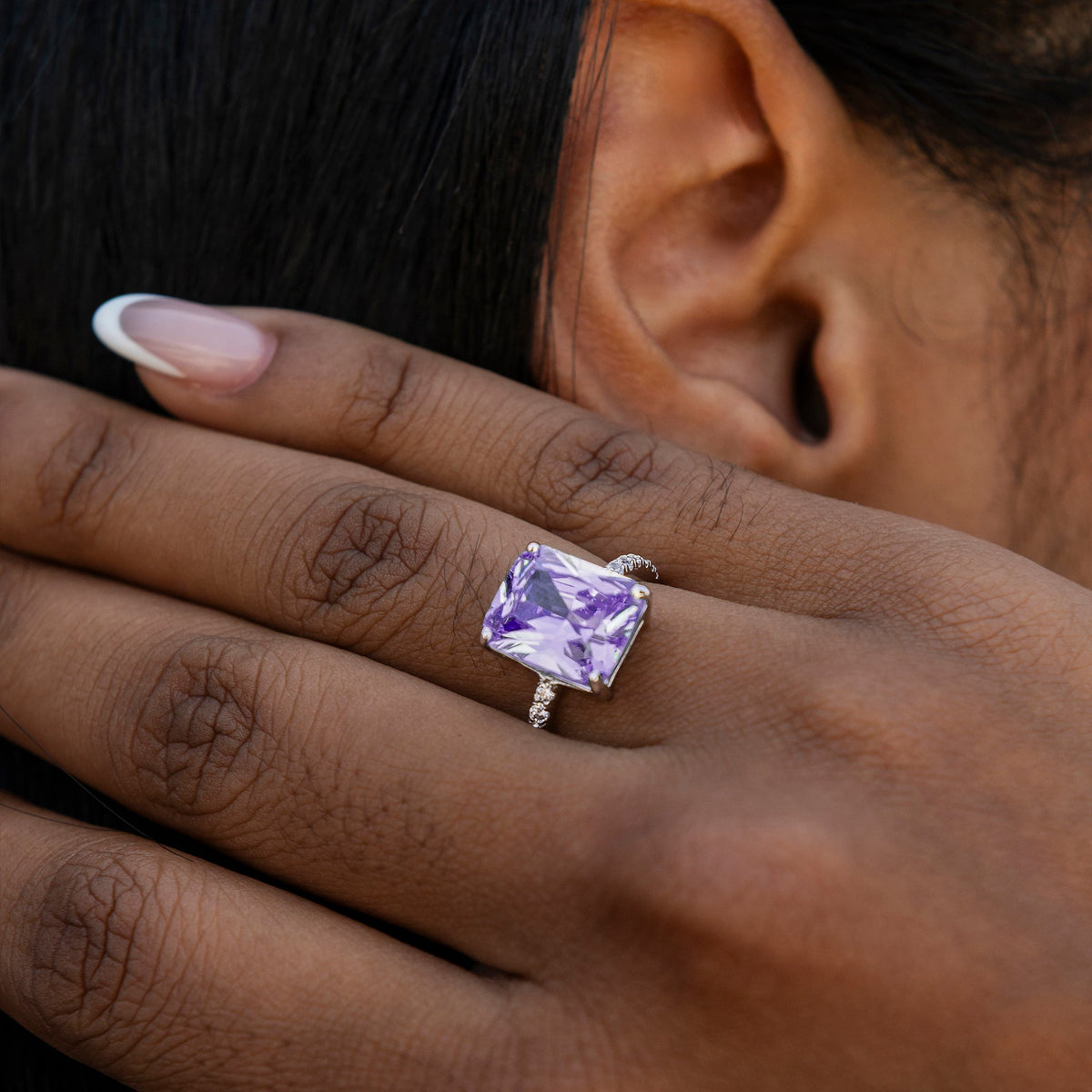 Purple Cocktail Ring in White Gold Vermeil