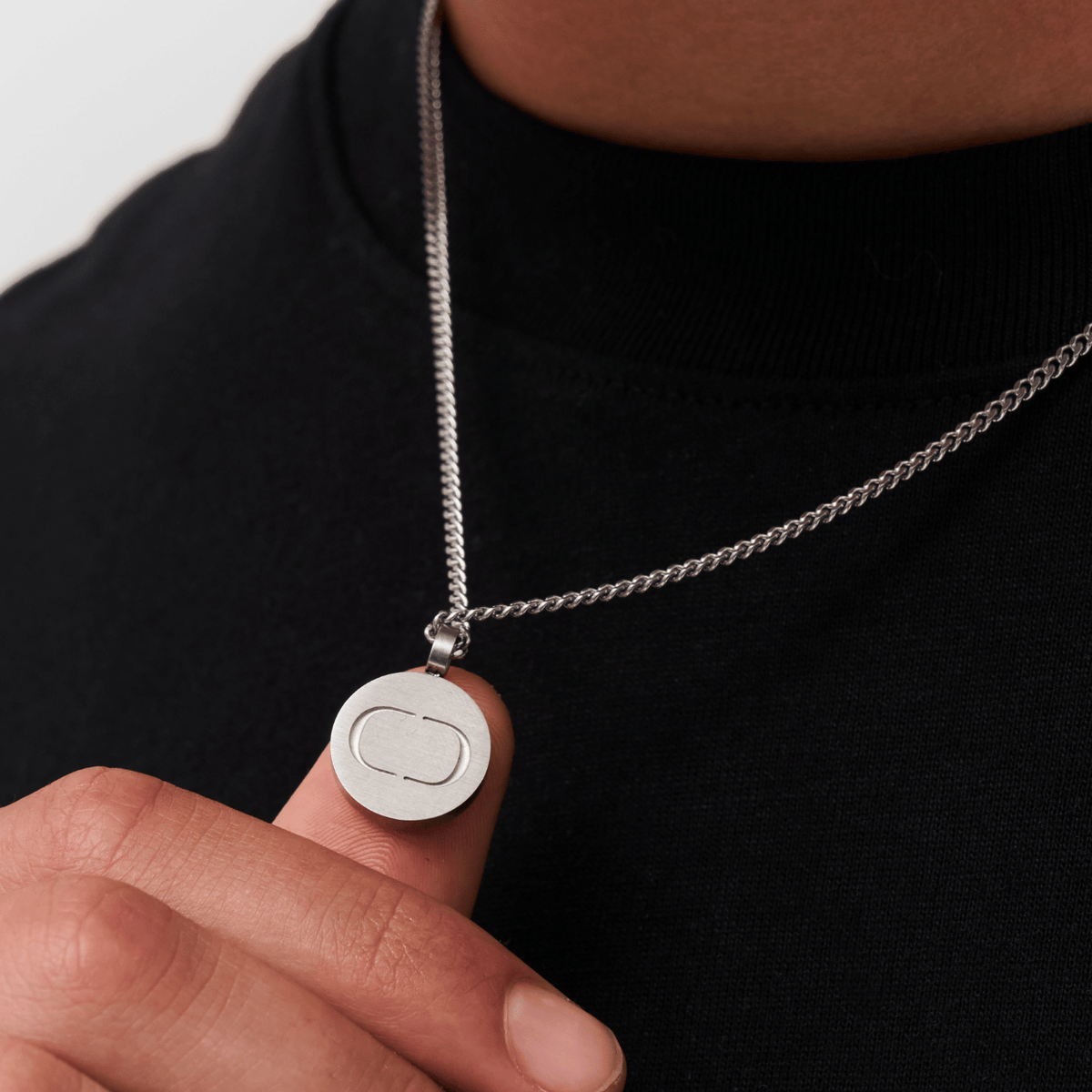 Round Totem Pendant (Silver)