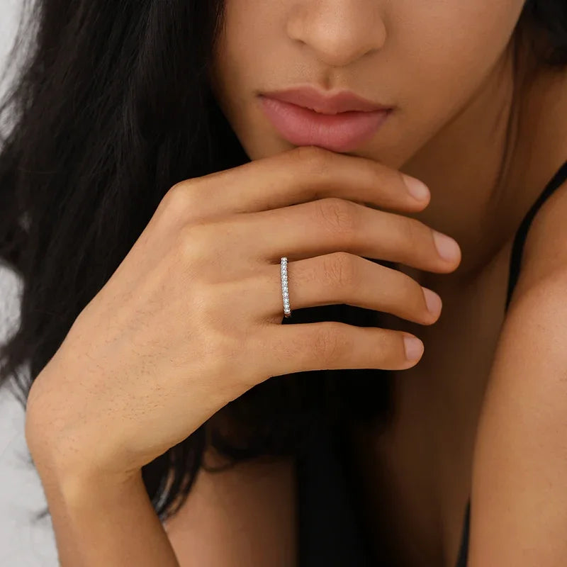 Classic Round Cut Moissanite Band