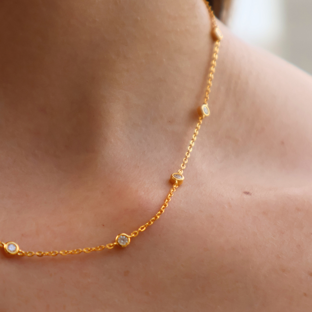 Moissanite Novem Necklace (Gold)