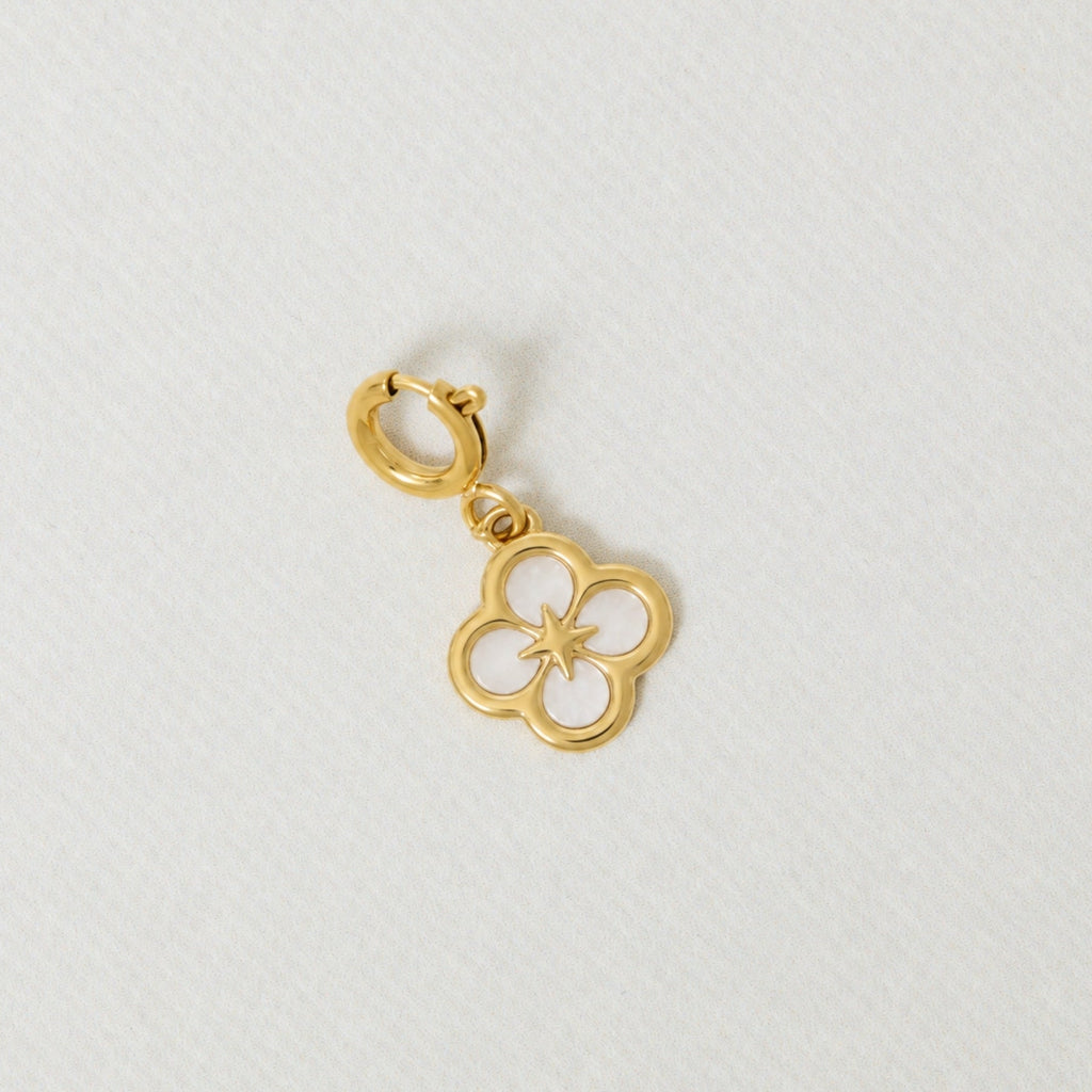 Ventura Clover Charm